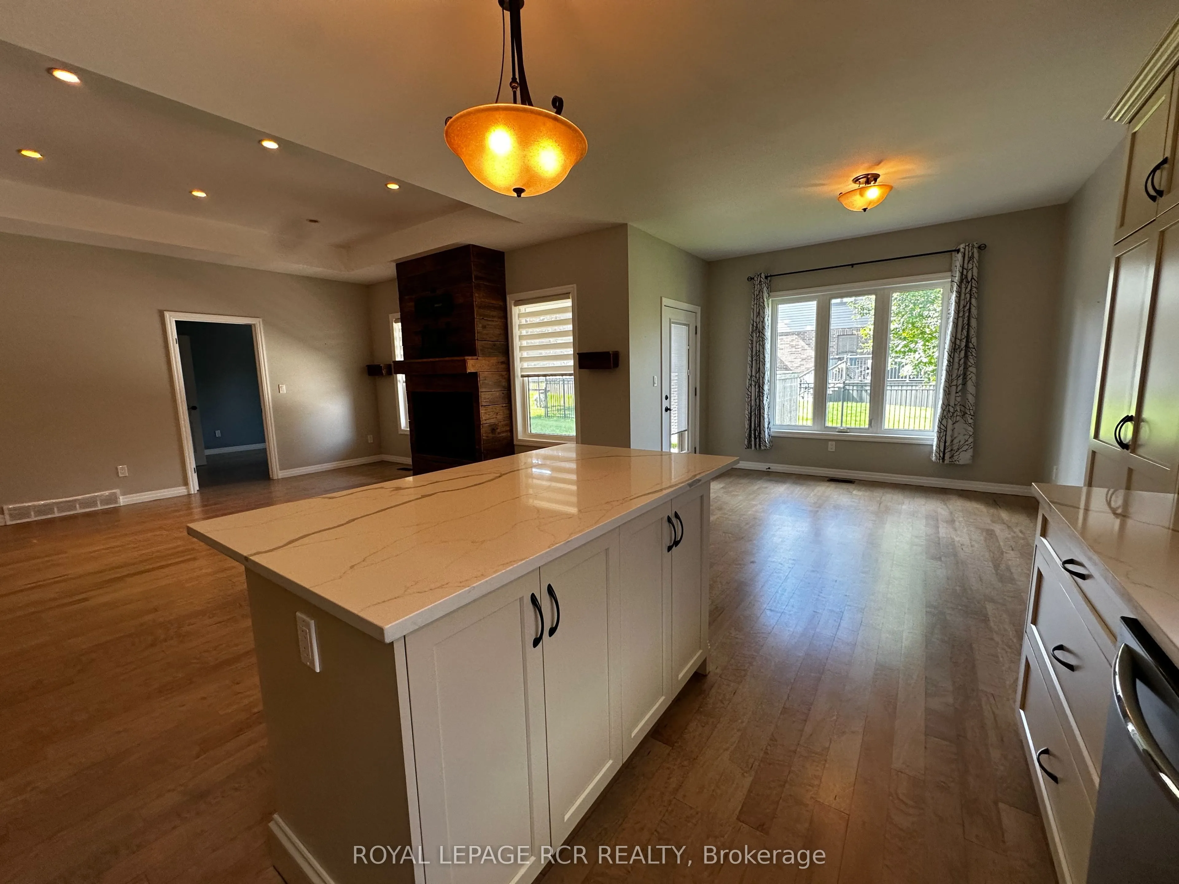 184 Ruby's Crescent E