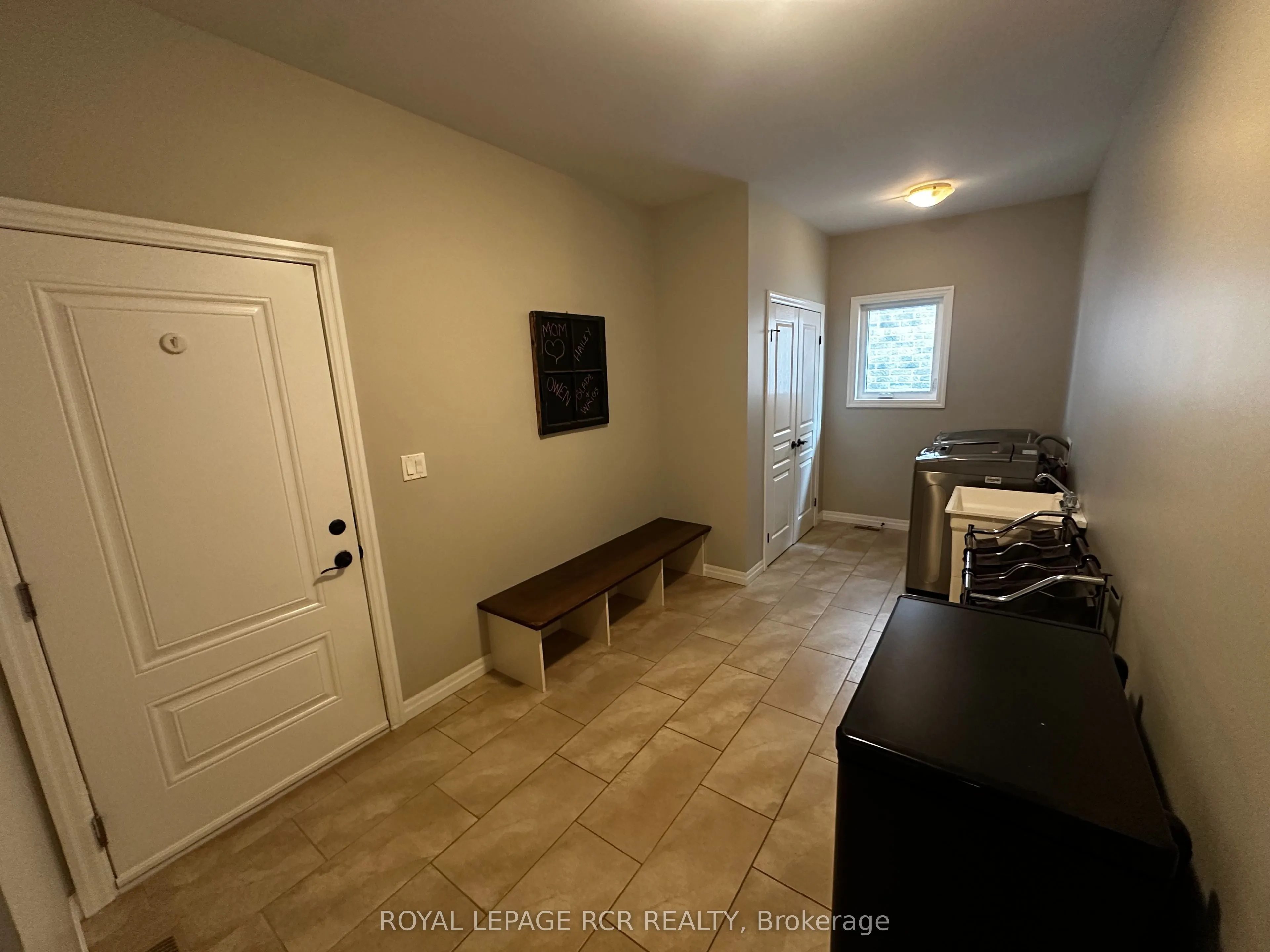 184 Ruby's Crescent E
