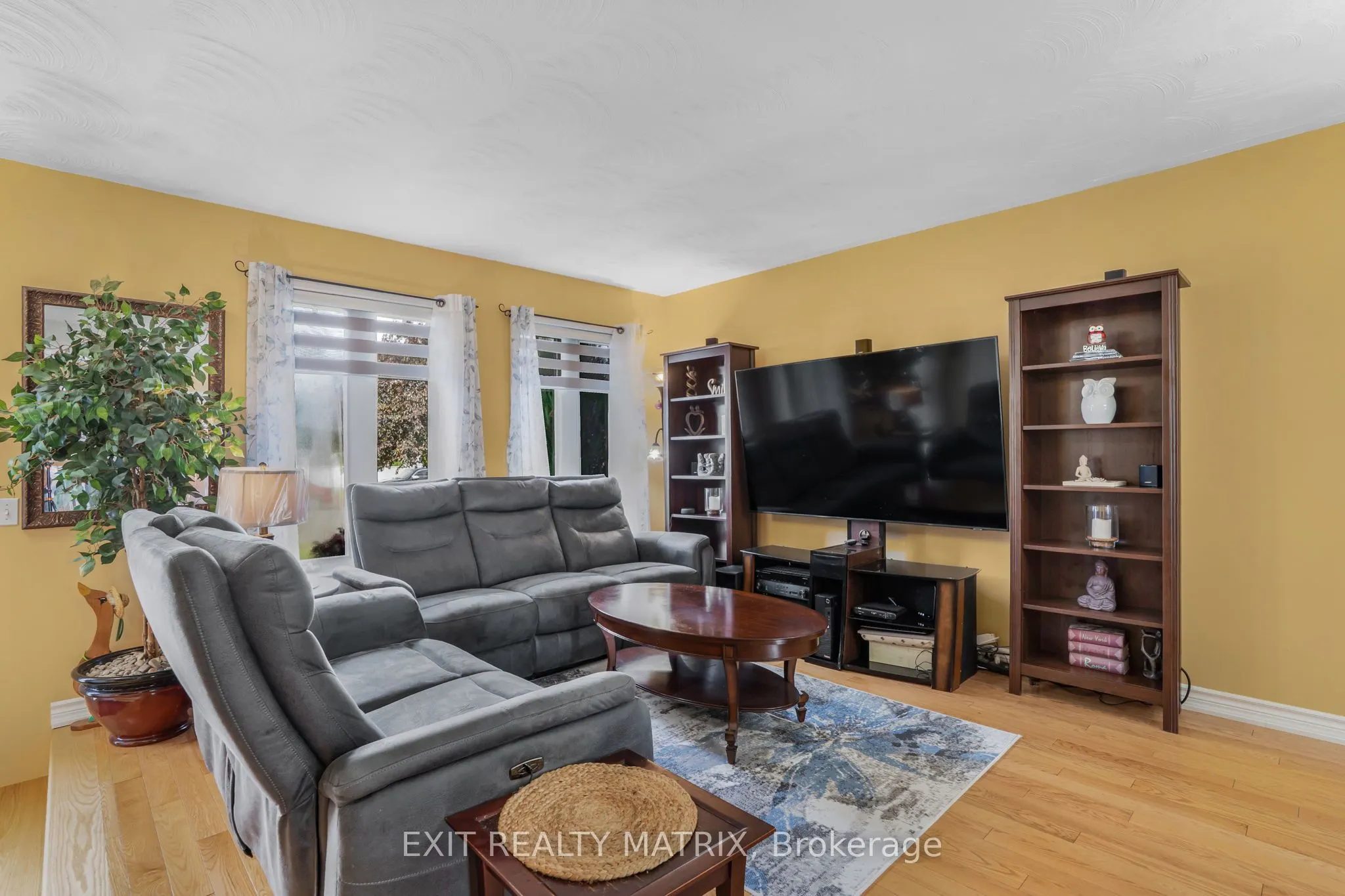 399 Chartrand Avenue