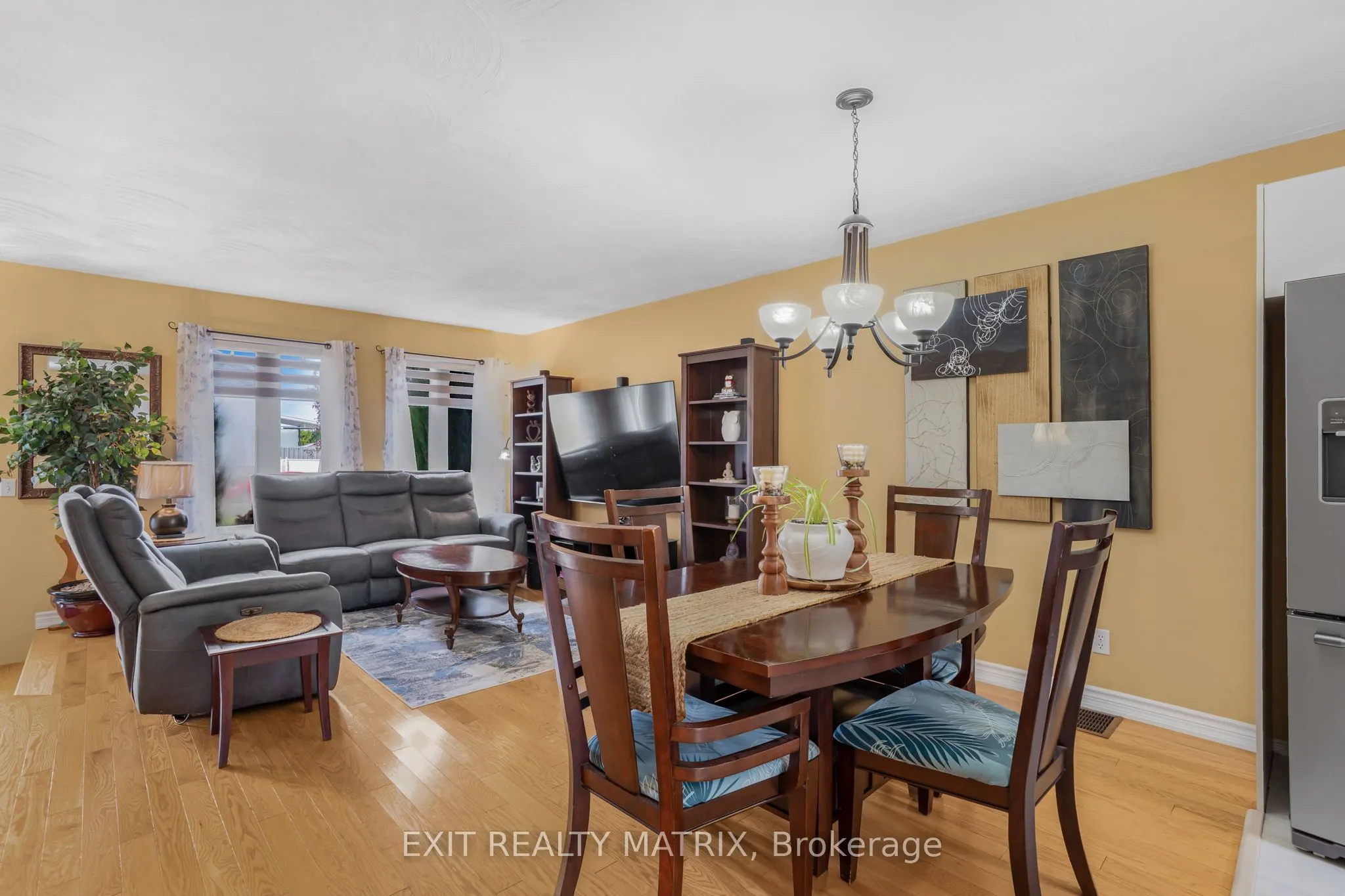 399 Chartrand Avenue