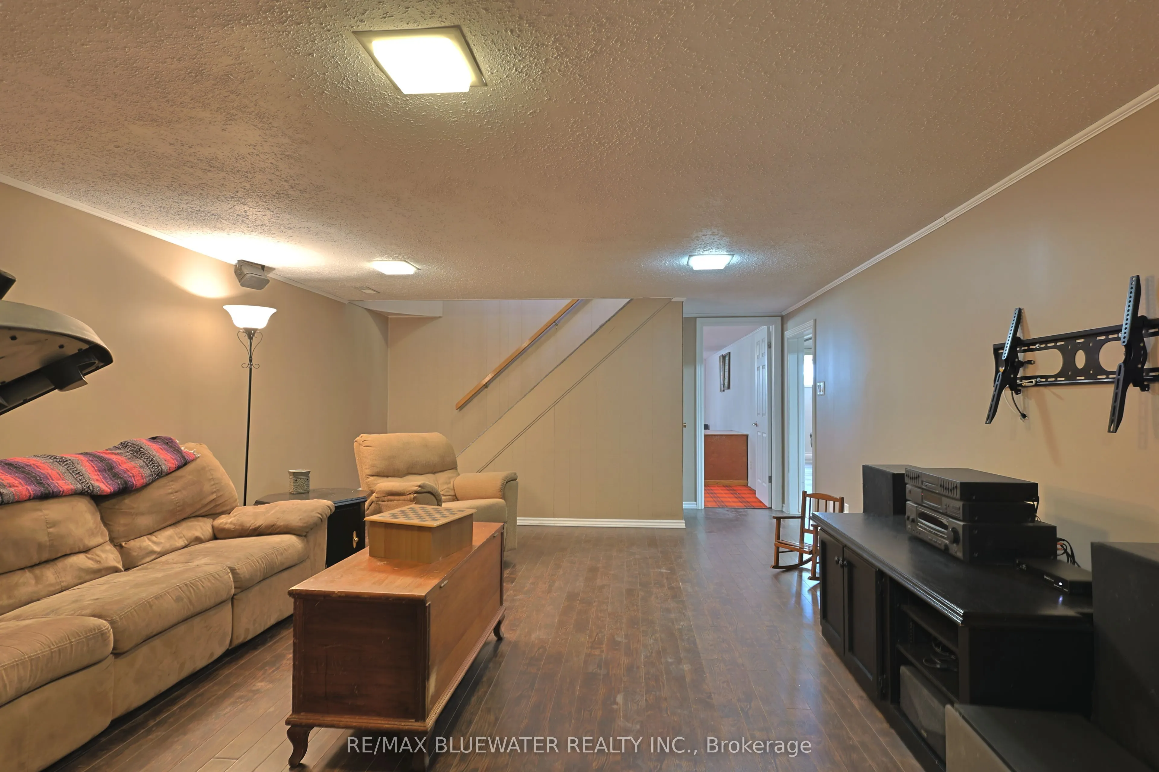 7963 Rawlings Road