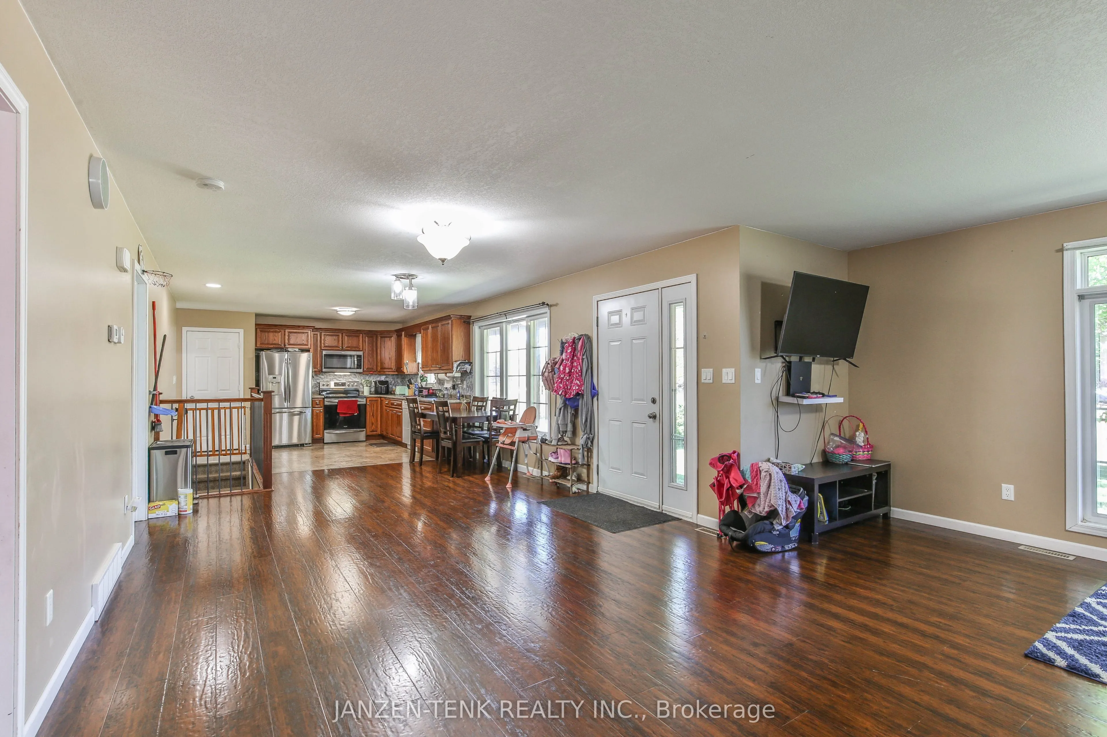 6770 Plank Road