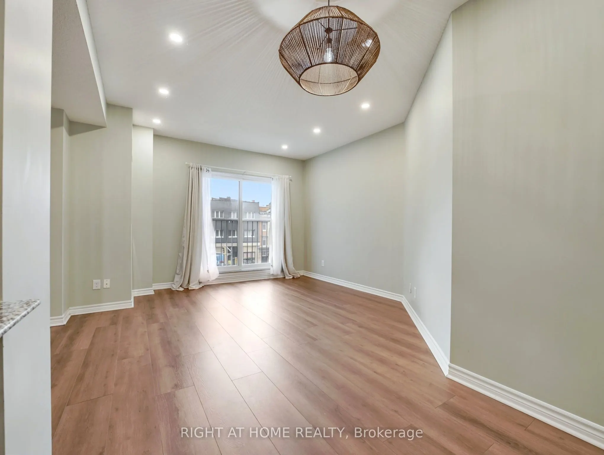 135 James Street, #311