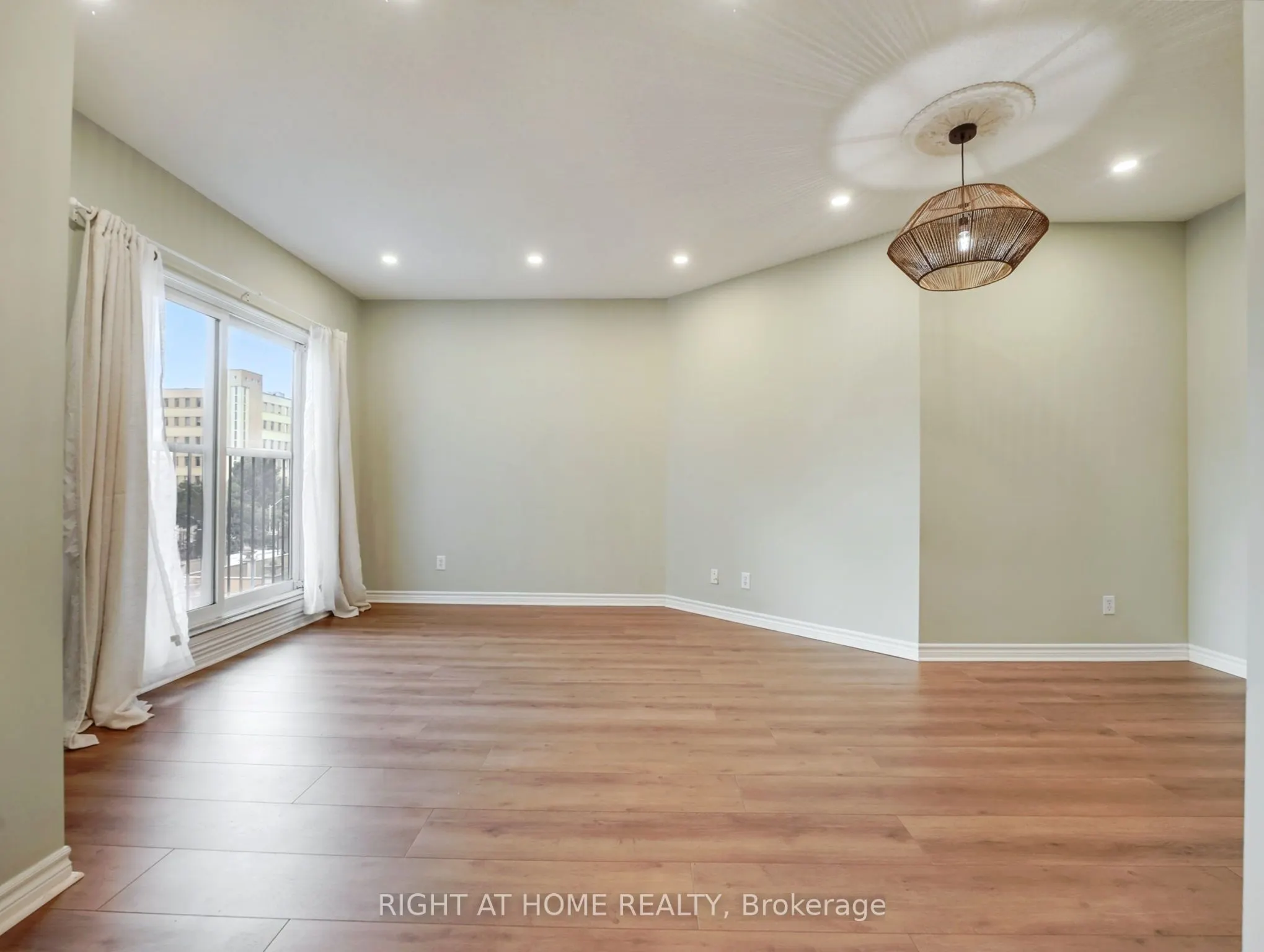 135 James Street, #311