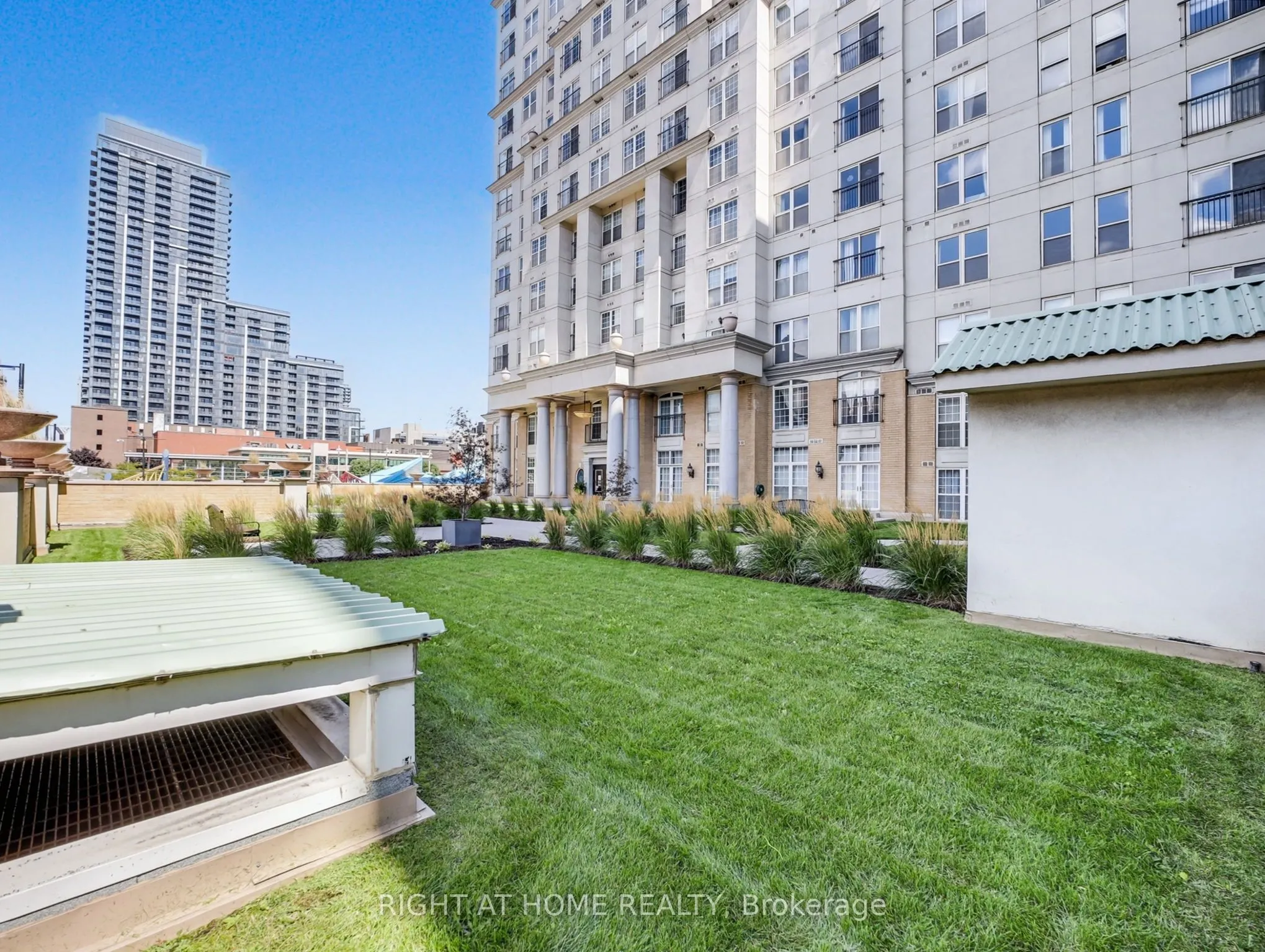 135 James Street, #311