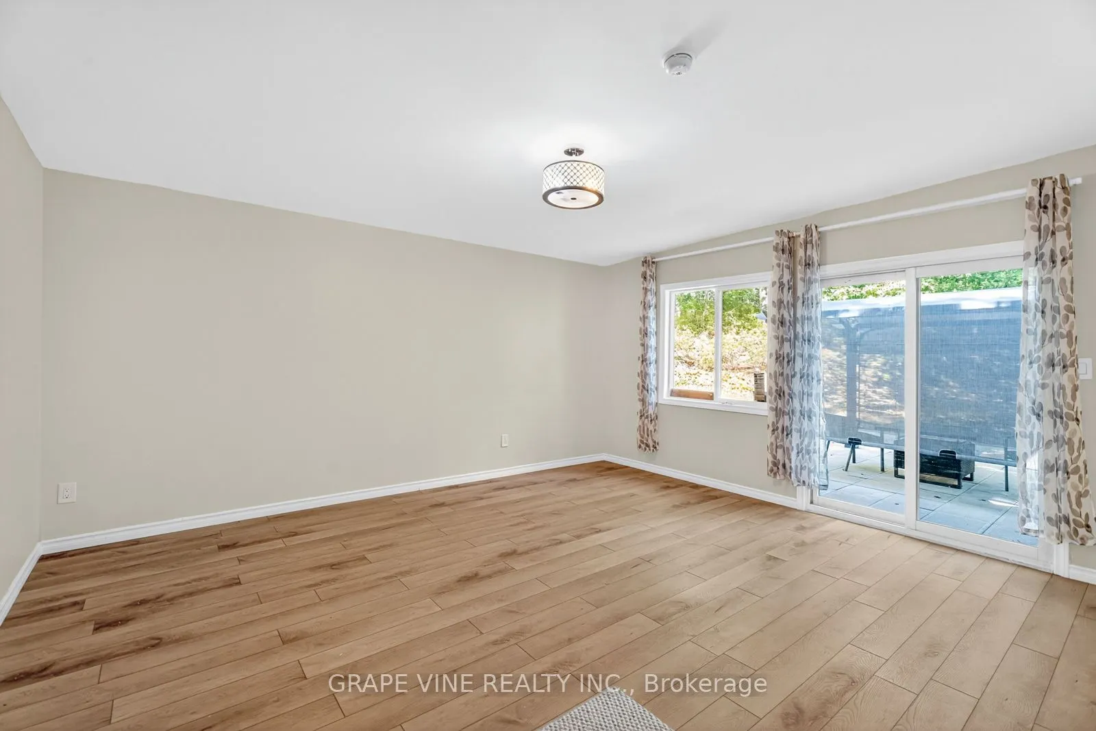 125 Hunter Crescent