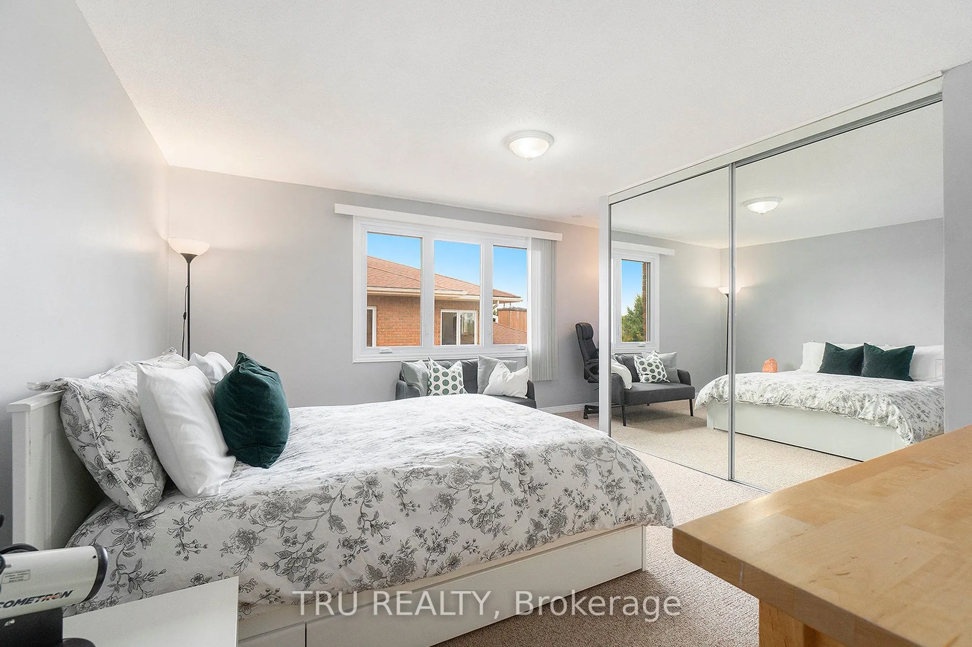 307 Stratas Court, #20