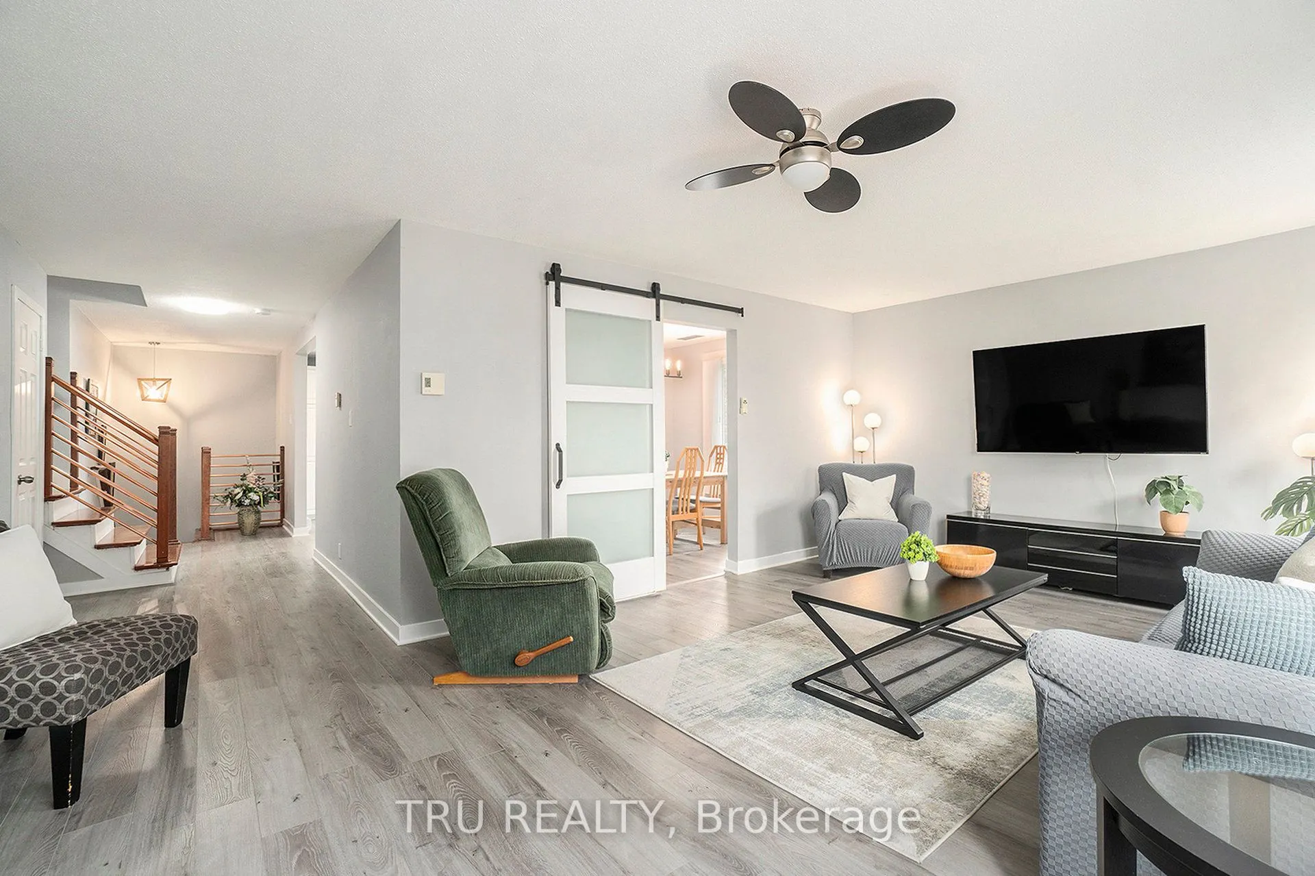 307 Stratas Court, #20