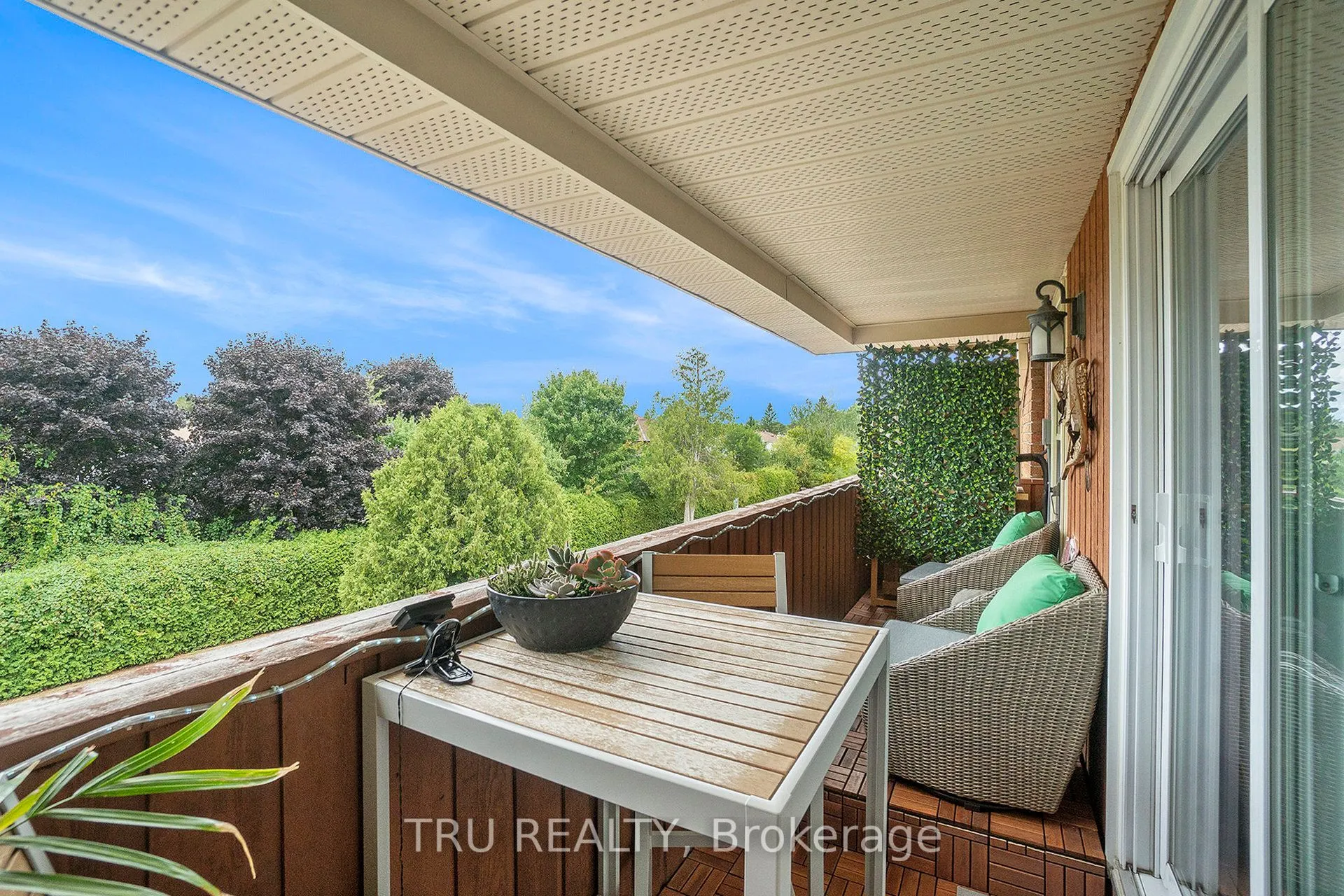 307 Stratas Court, #20