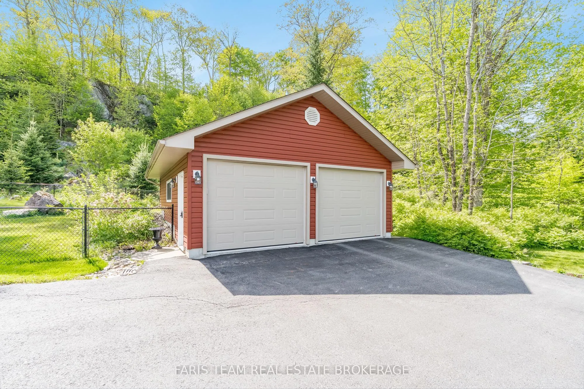 156 Deerfoot Trail