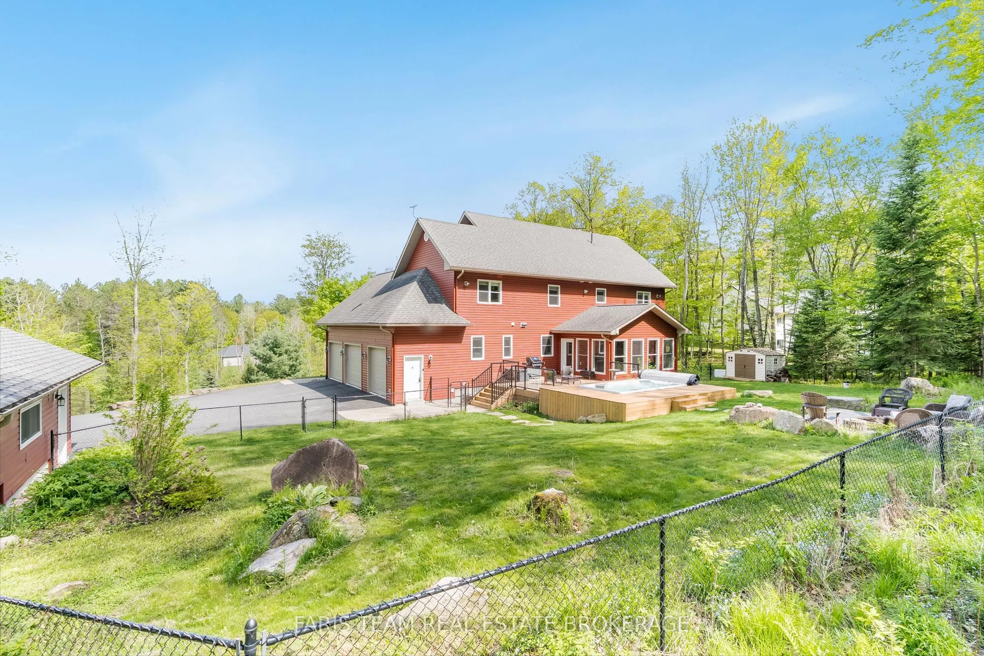 156 Deerfoot Trail