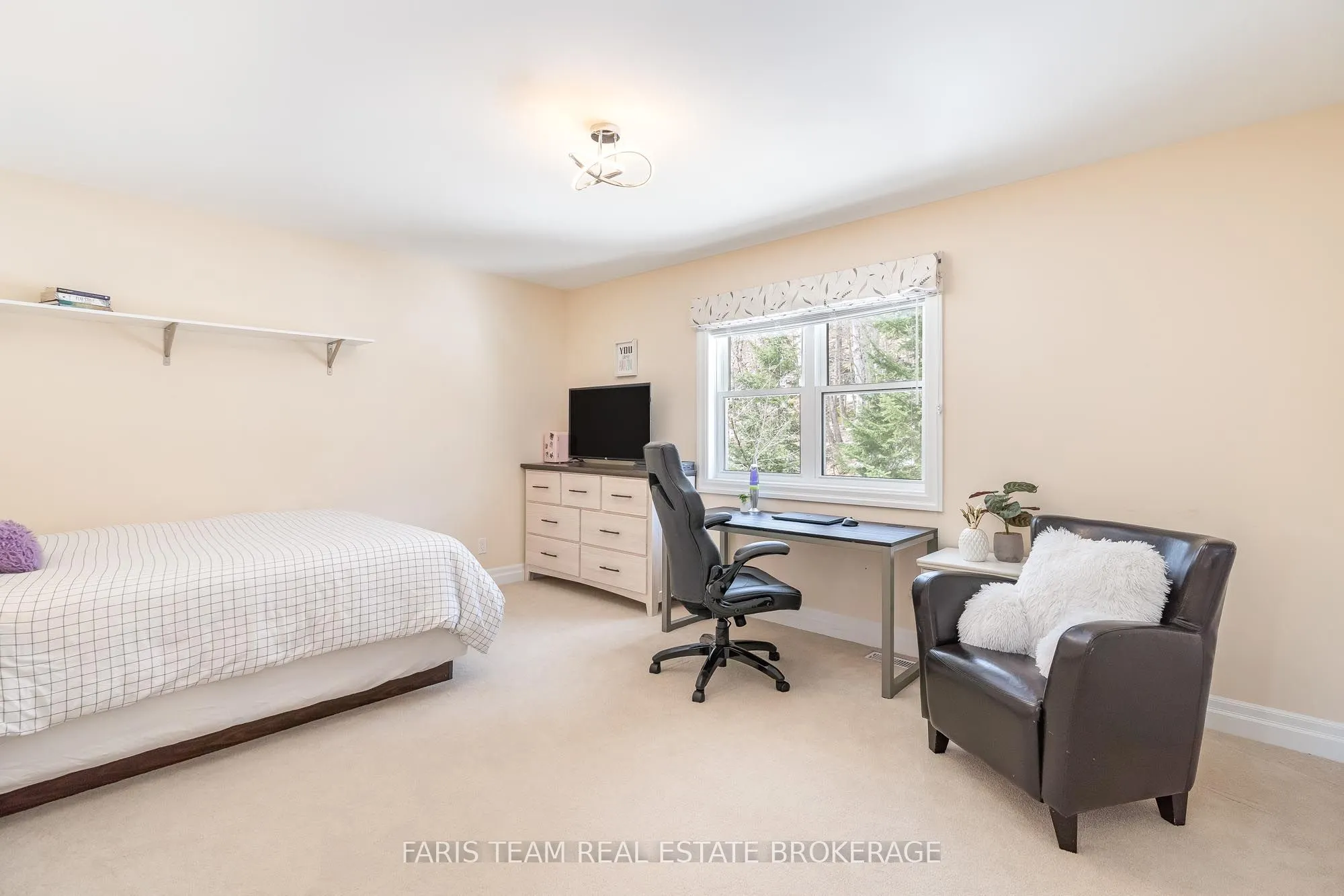 156 Deerfoot Trail