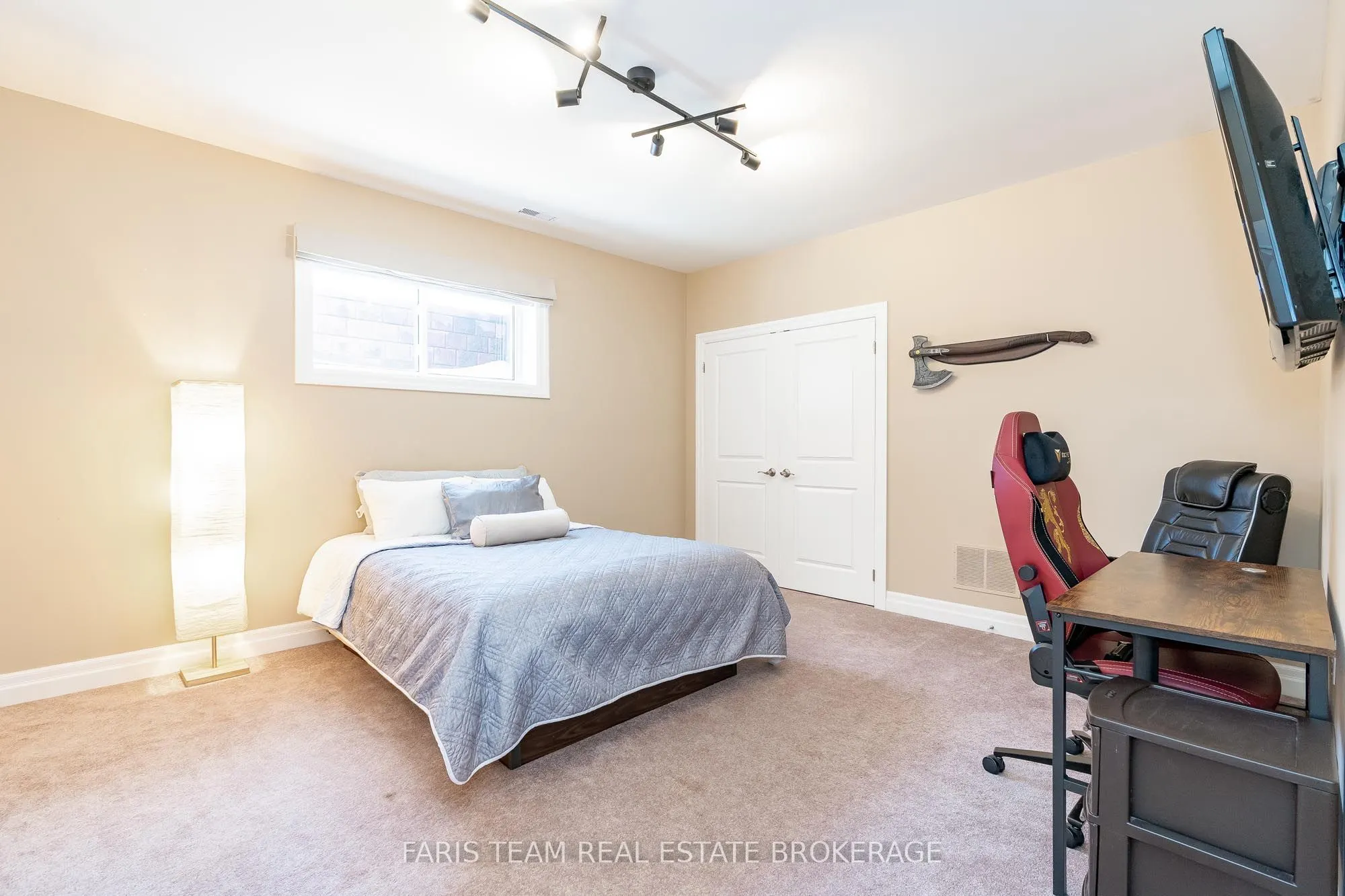 156 Deerfoot Trail