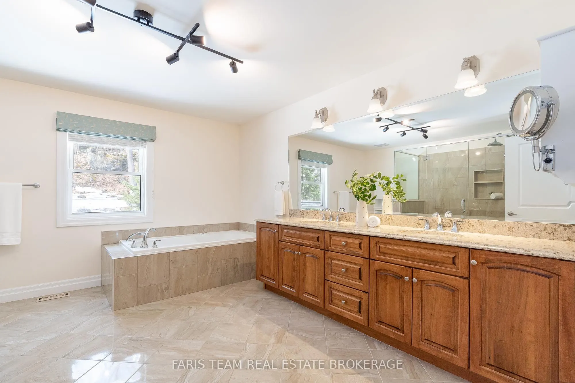 156 Deerfoot Trail