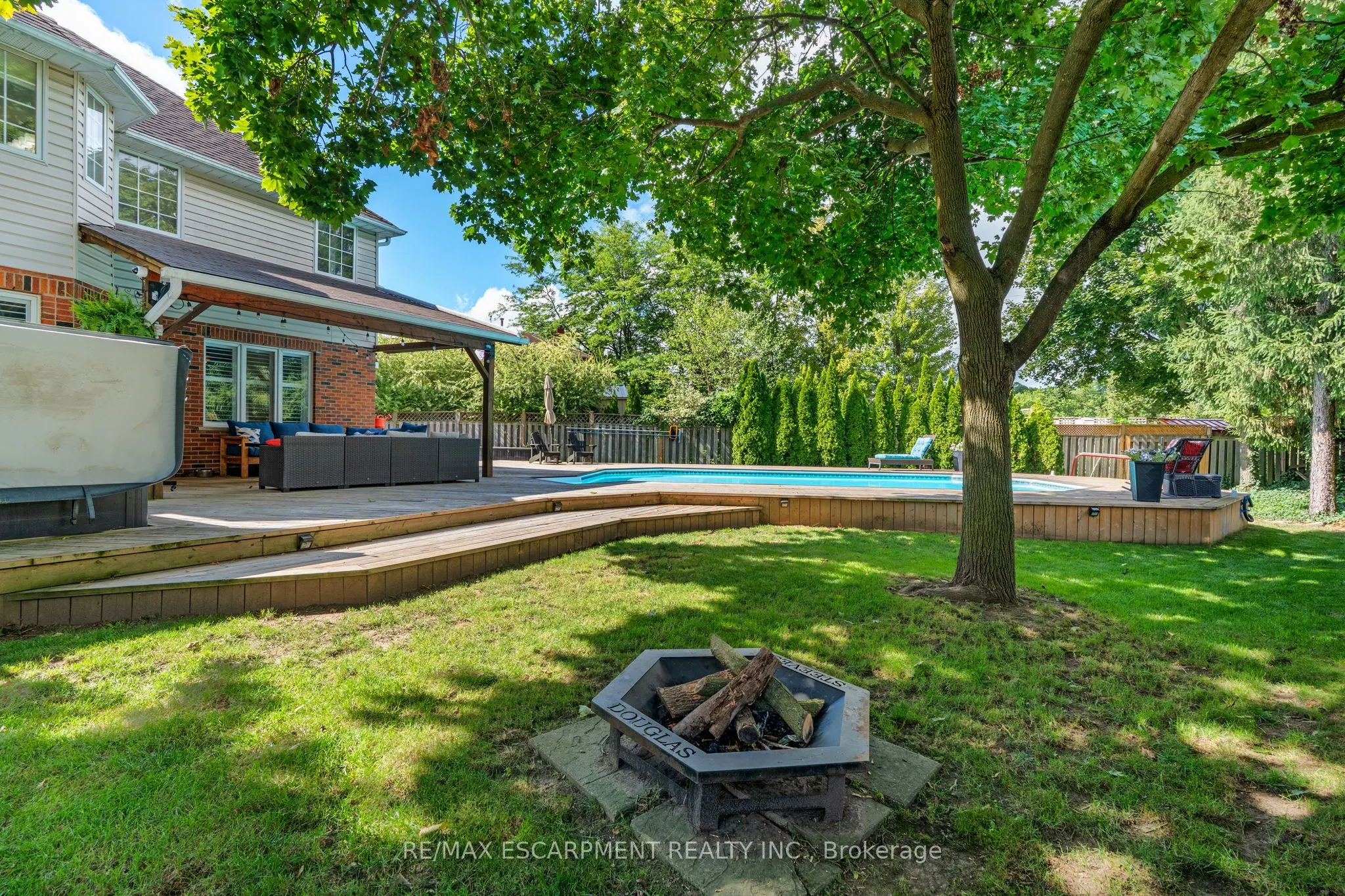 17 Kintyre Court