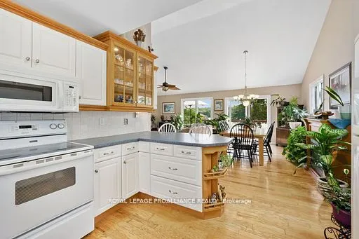 190 Ingham Road, #8