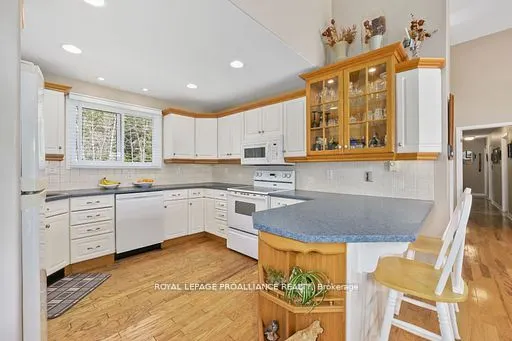 190 Ingham Road, #8