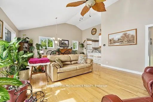 190 Ingham Road, #8
