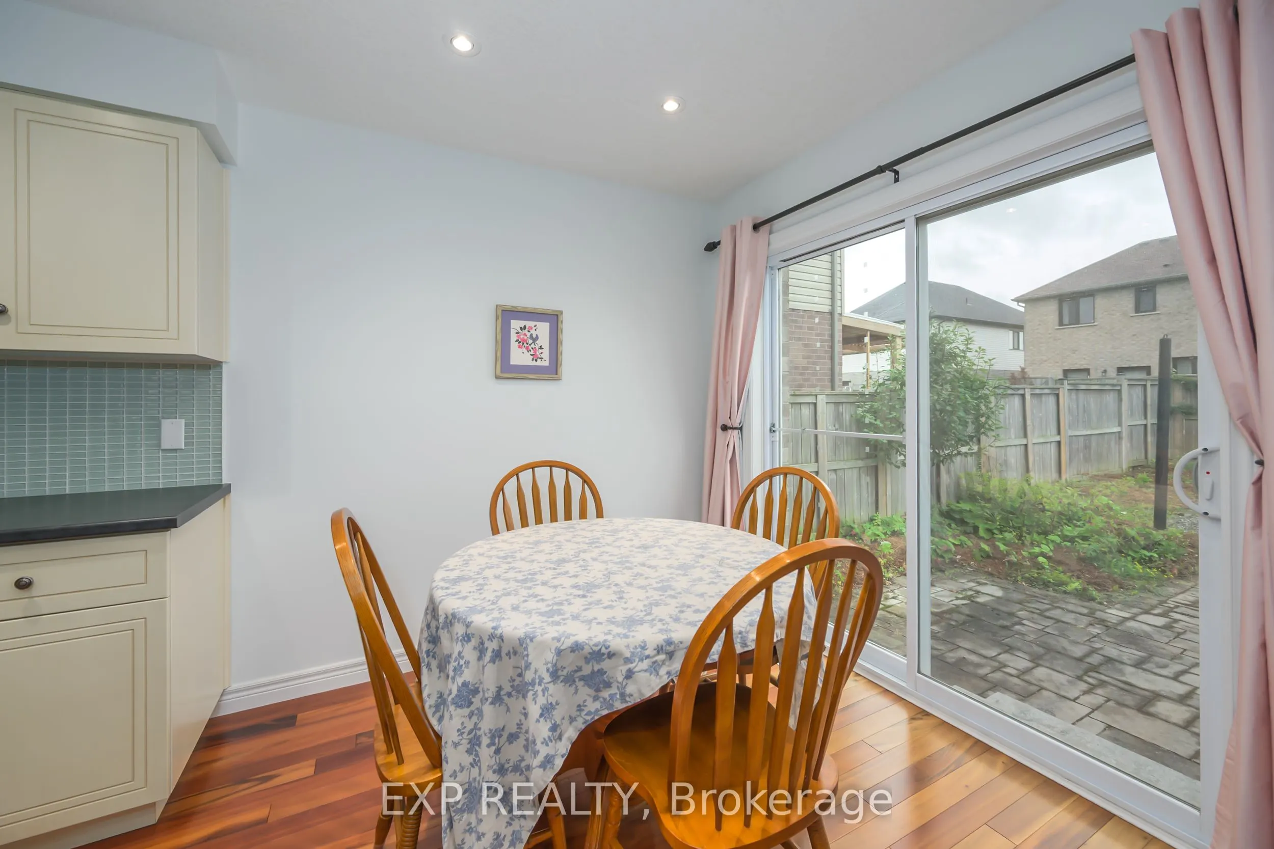 1835 Reilly Walk