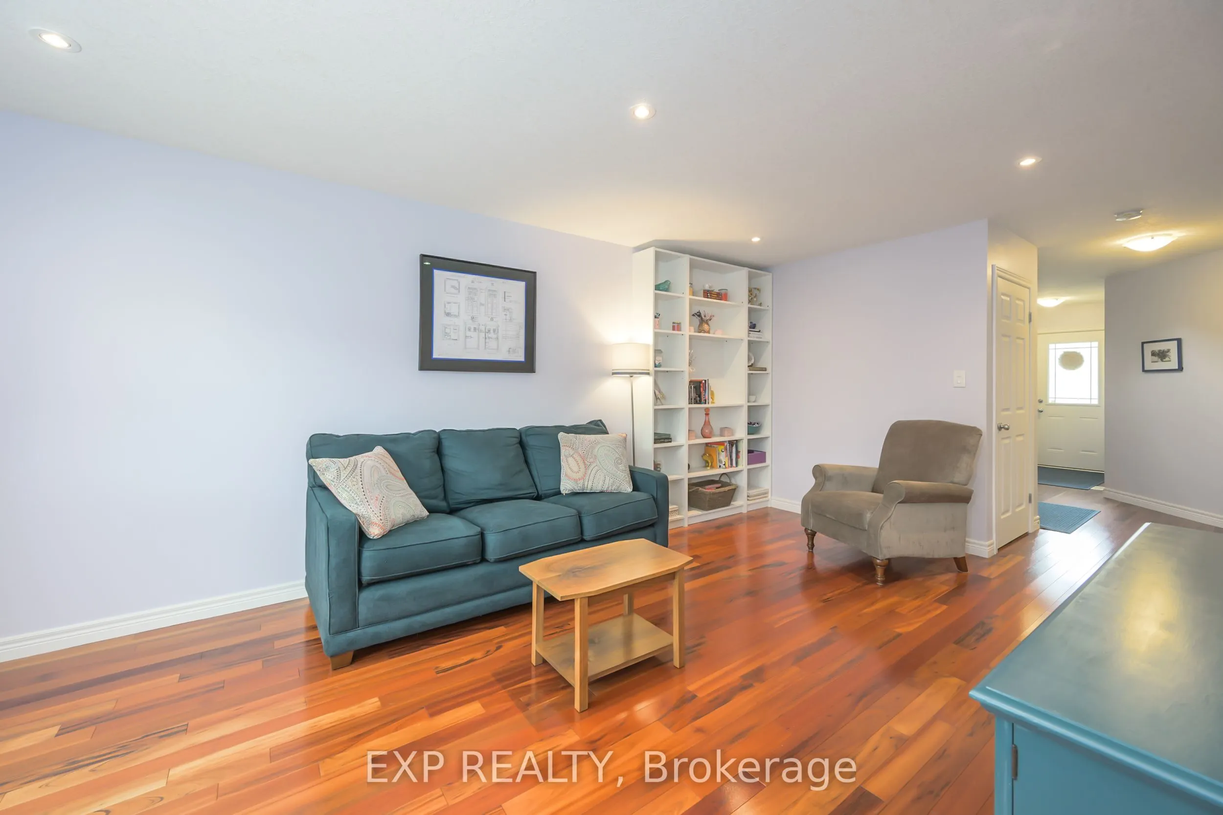 1835 Reilly Walk