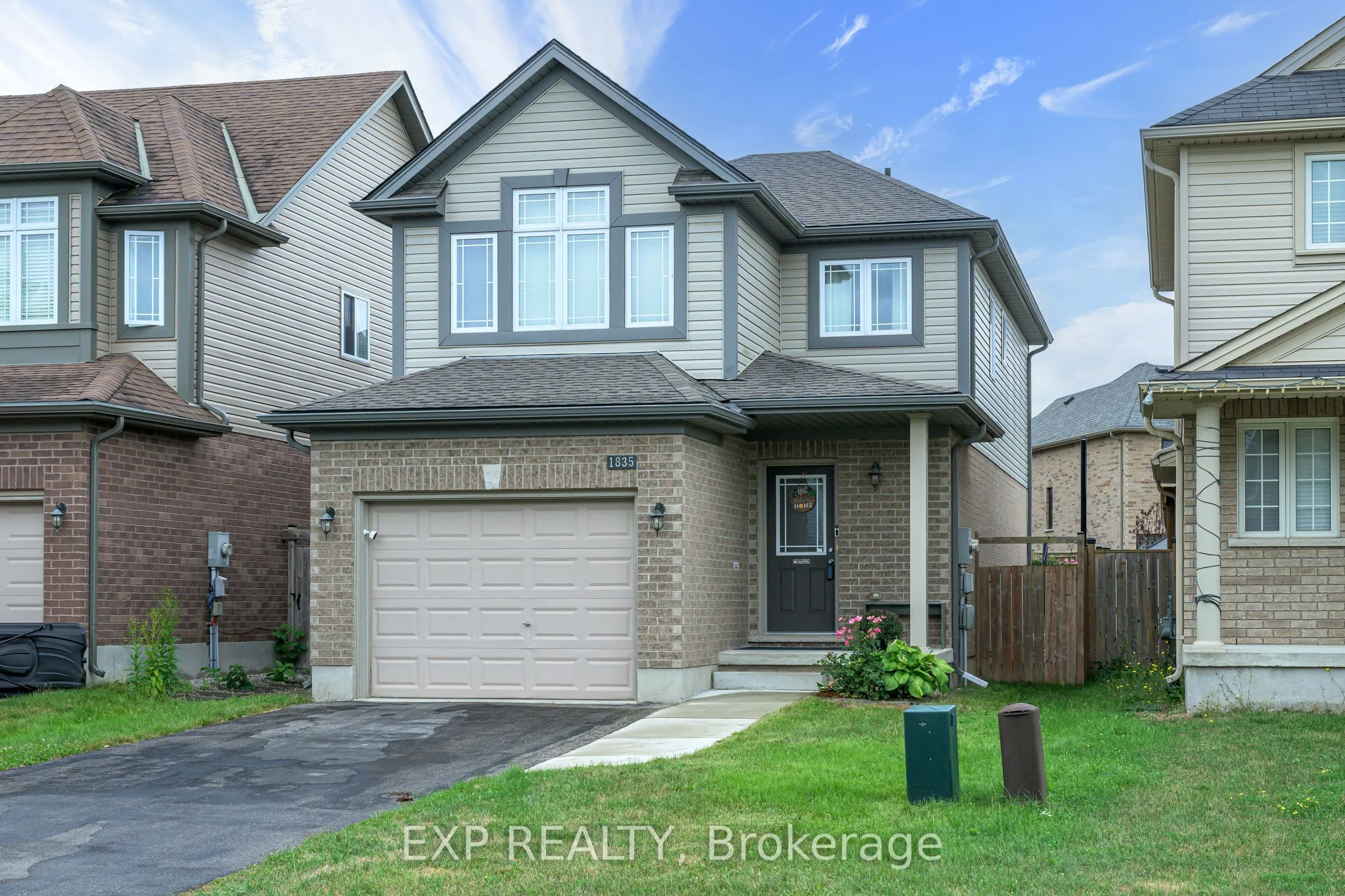 1835 Reilly Walk