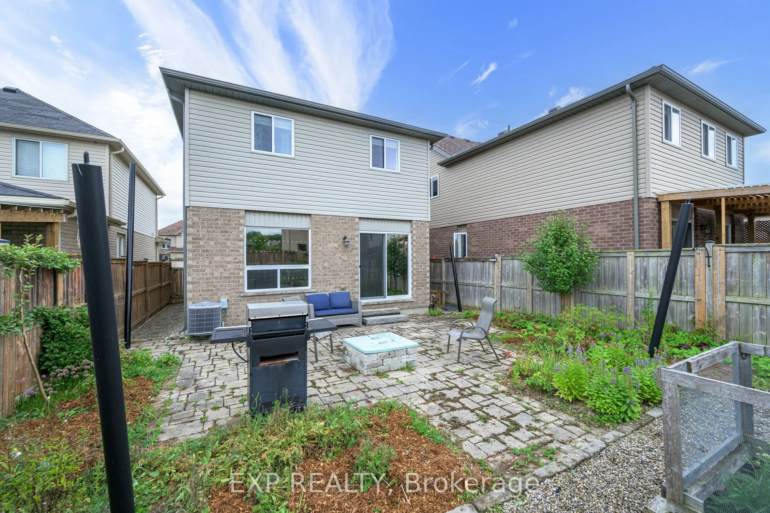 1835 Reilly Walk