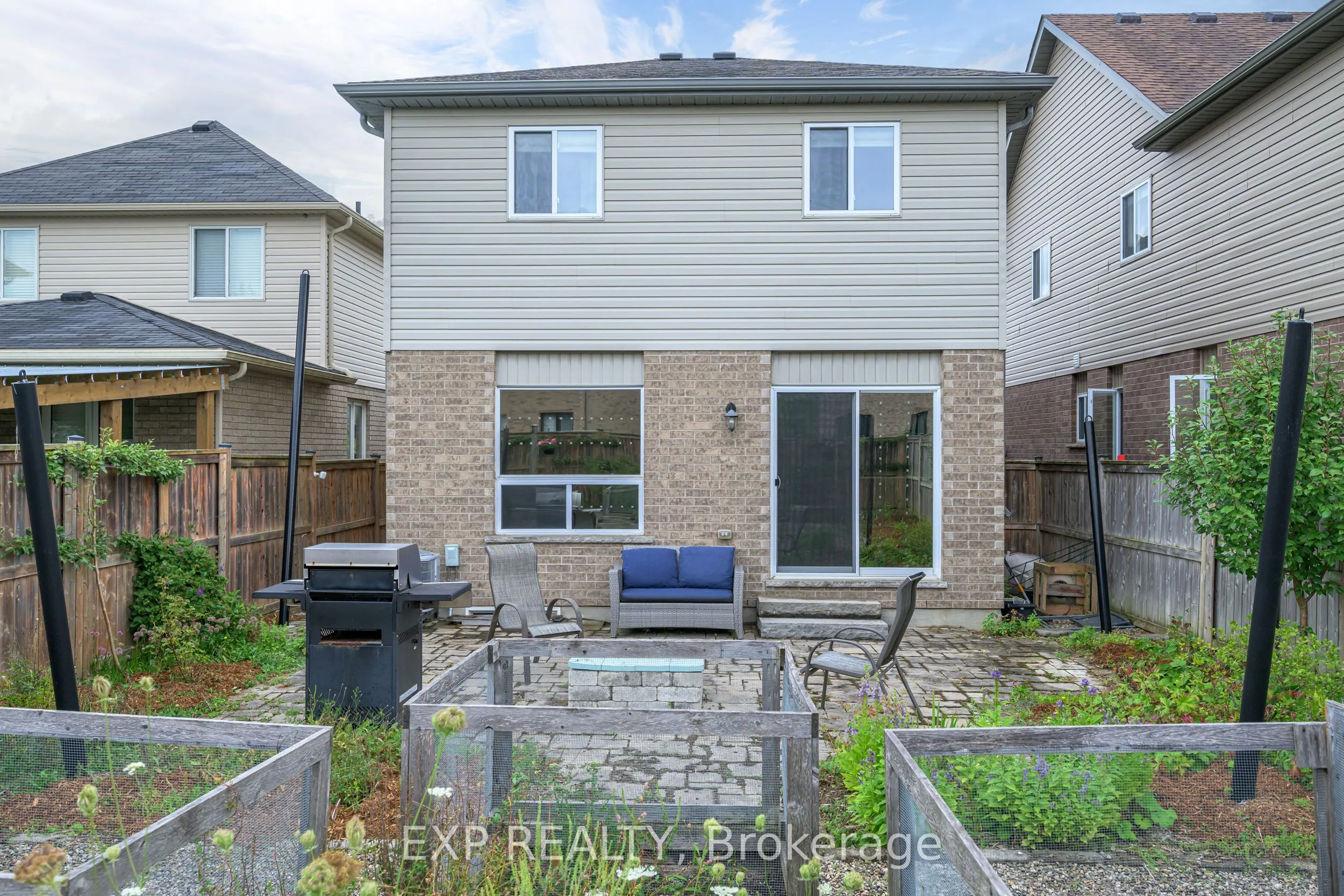 1835 Reilly Walk