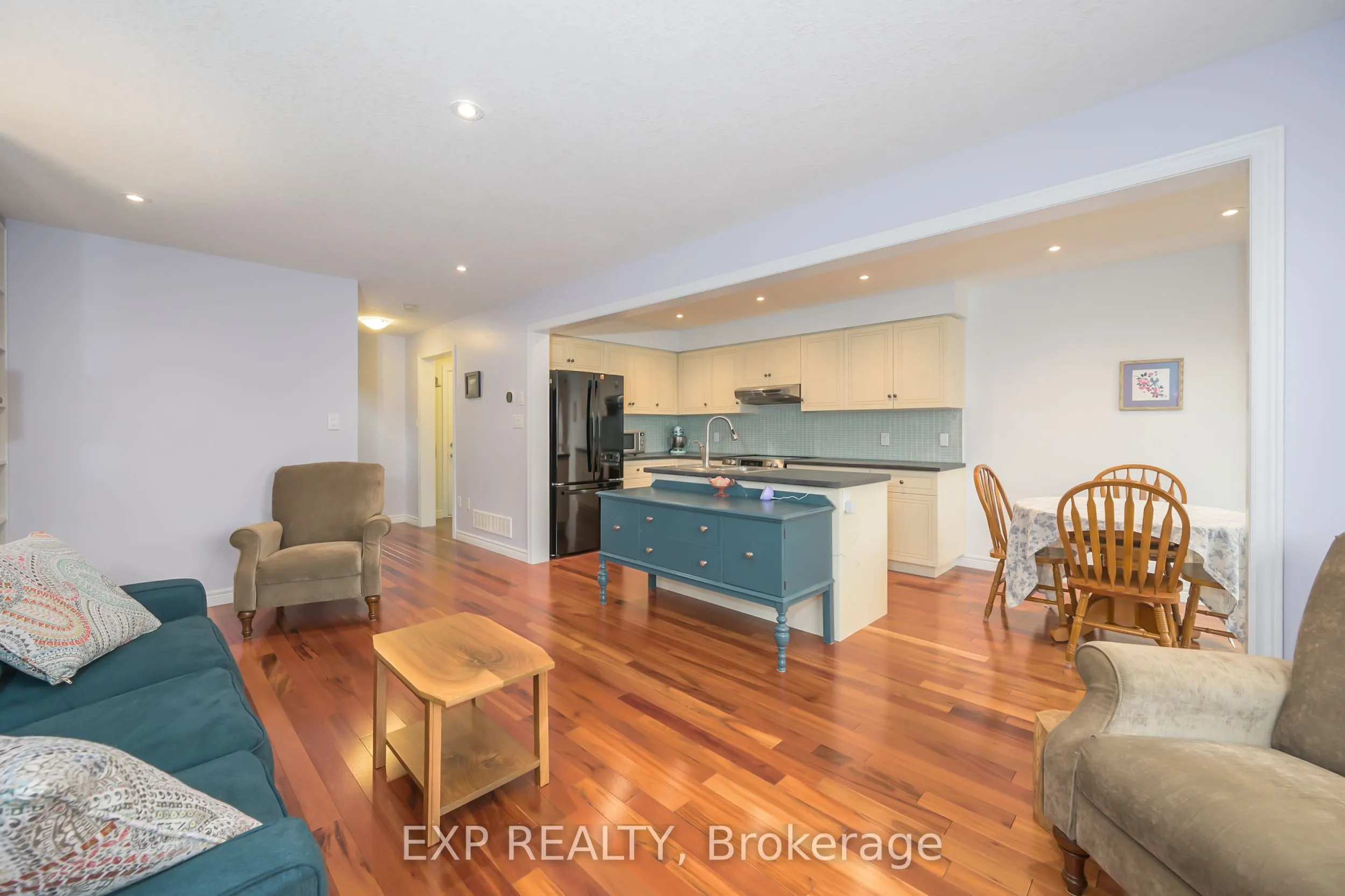 1835 Reilly Walk