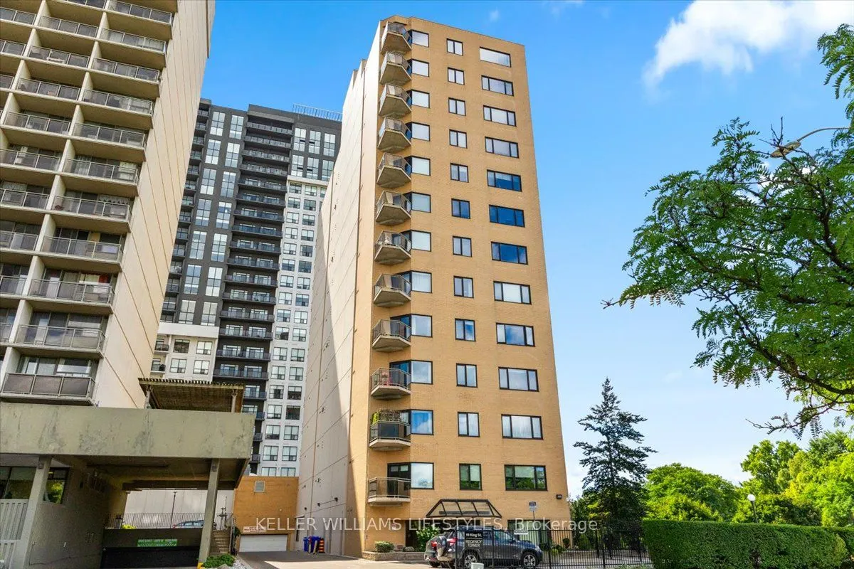 19 King Street, #1202