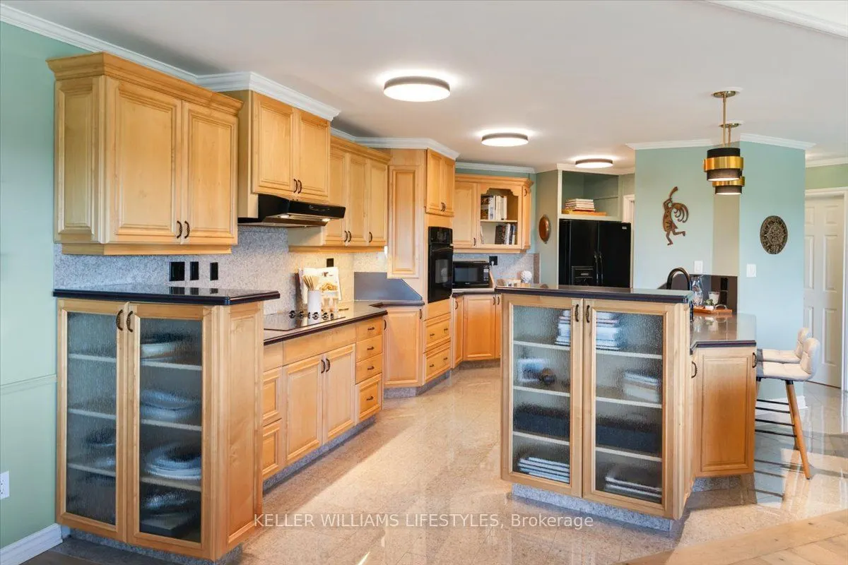 19 King Street, #1202