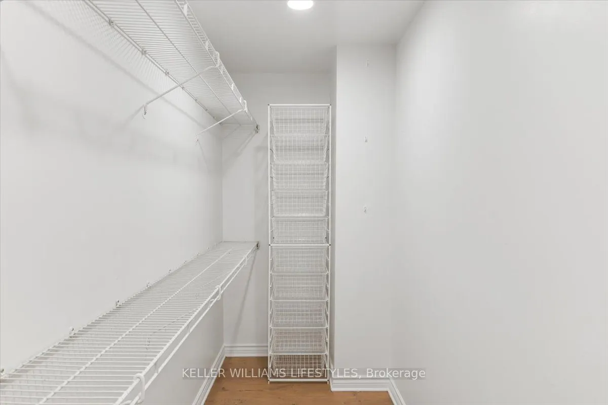 19 King Street, #1202