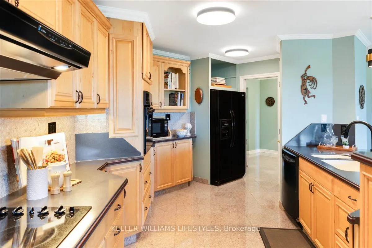 19 King Street, #1202