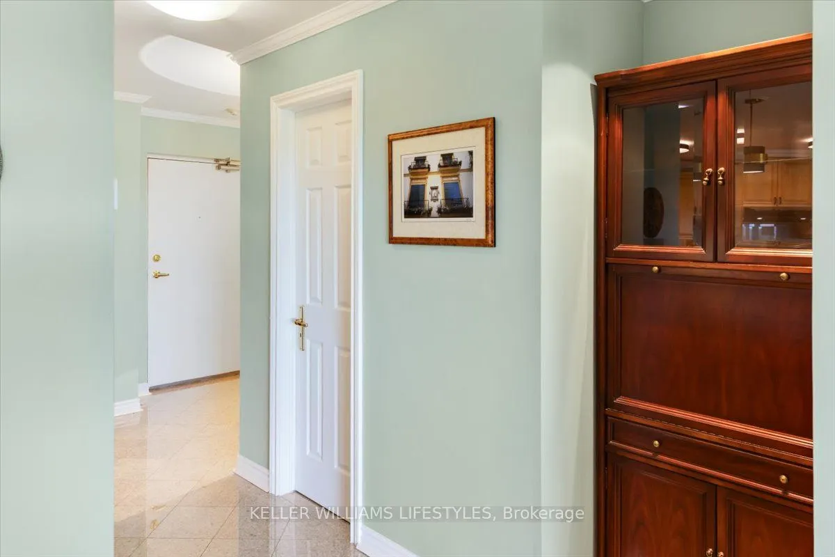 19 King Street, #1202