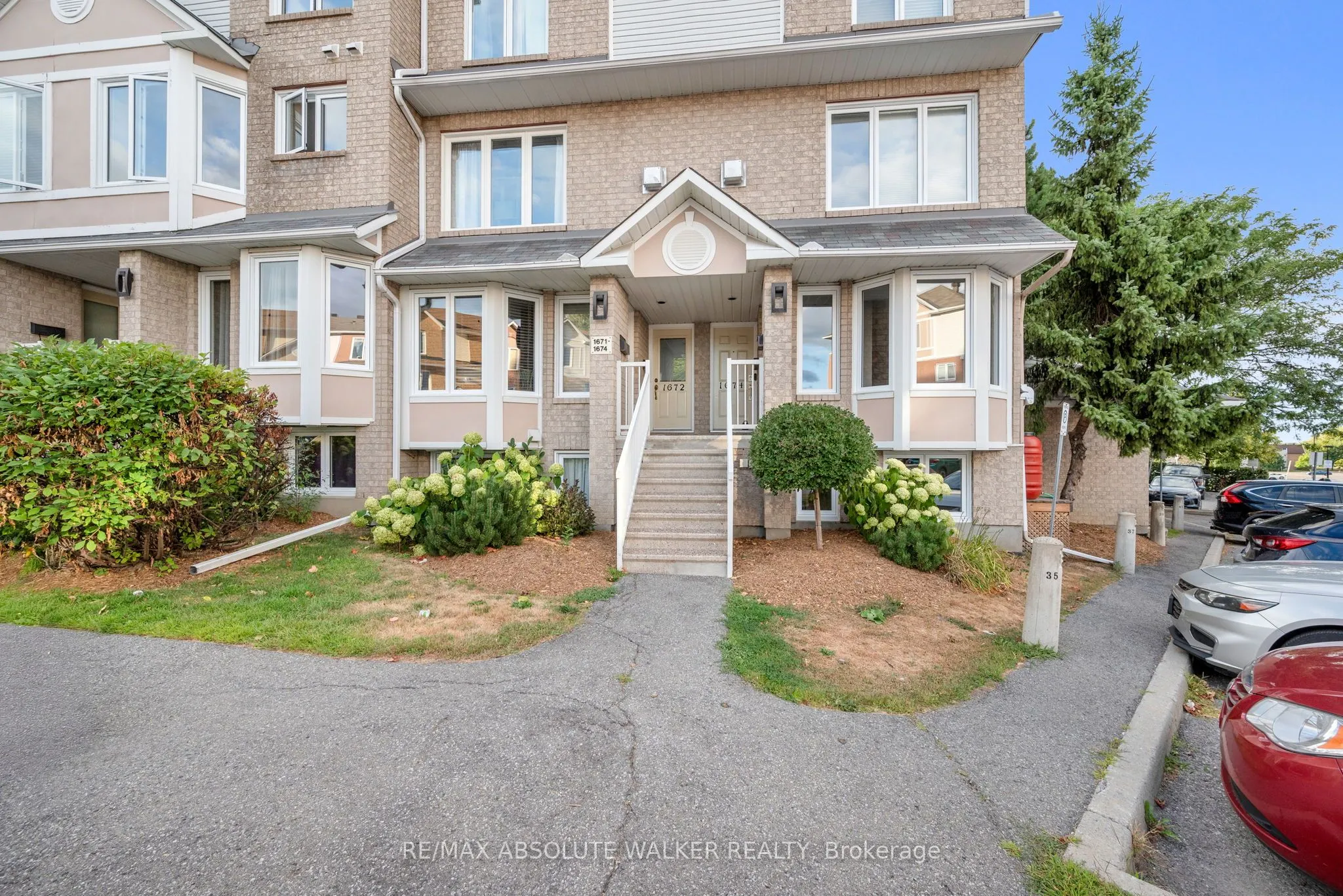 1673 Locksley Lane, #8