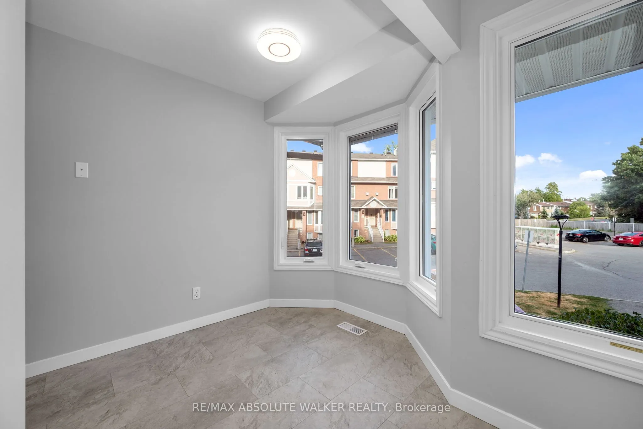 1673 Locksley Lane, #8
