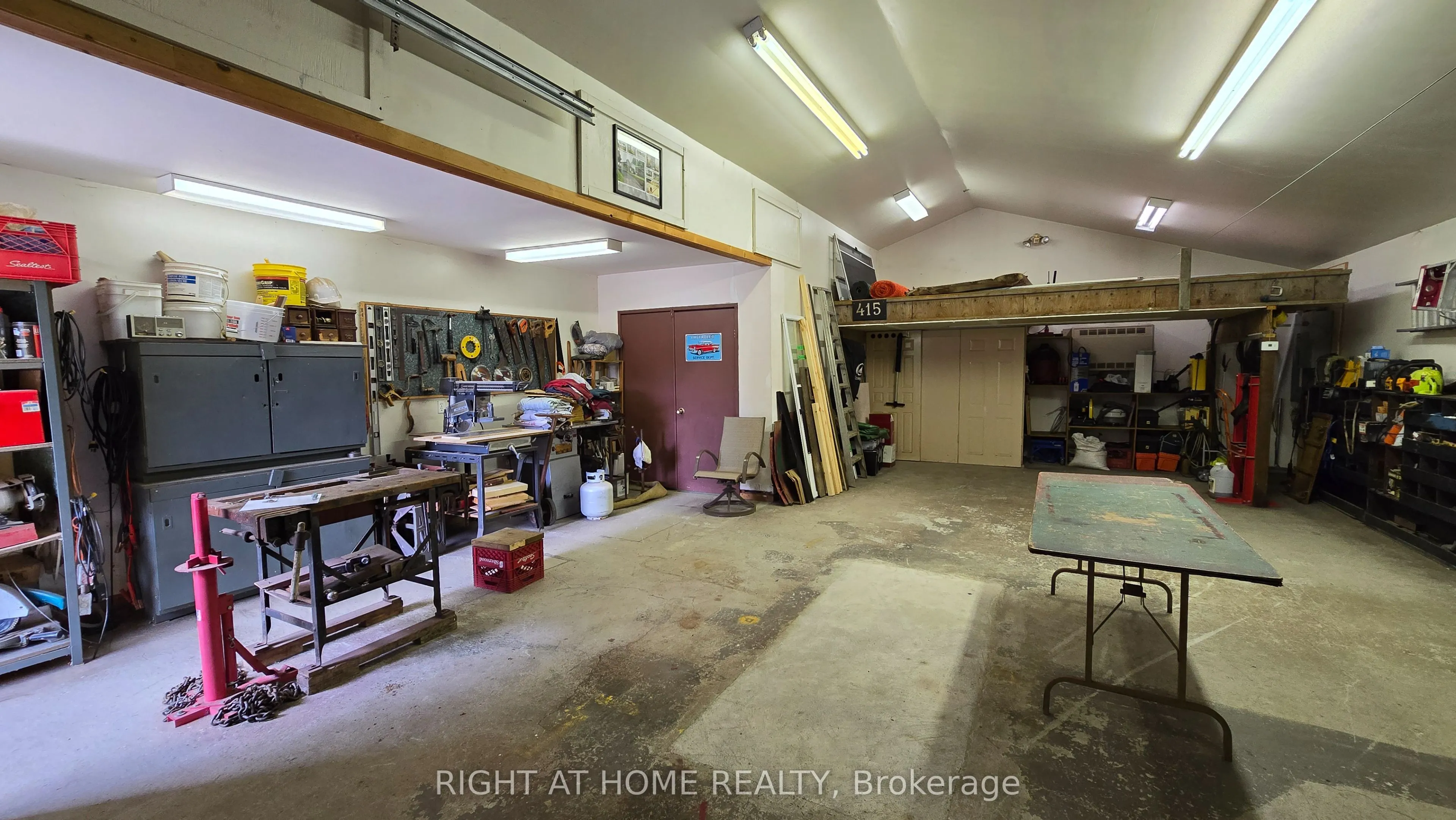 31 Portage Road