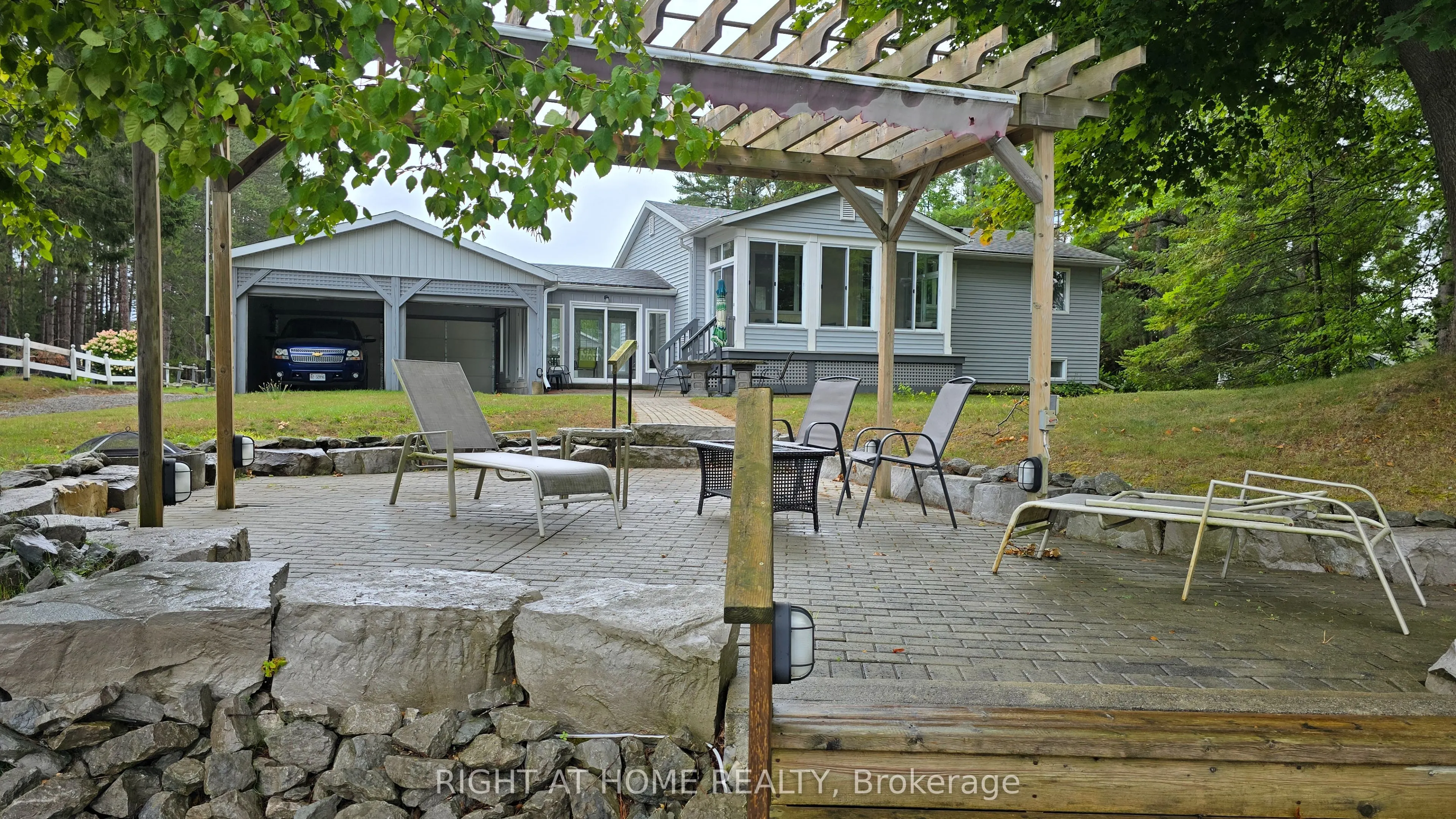 31 Portage Road