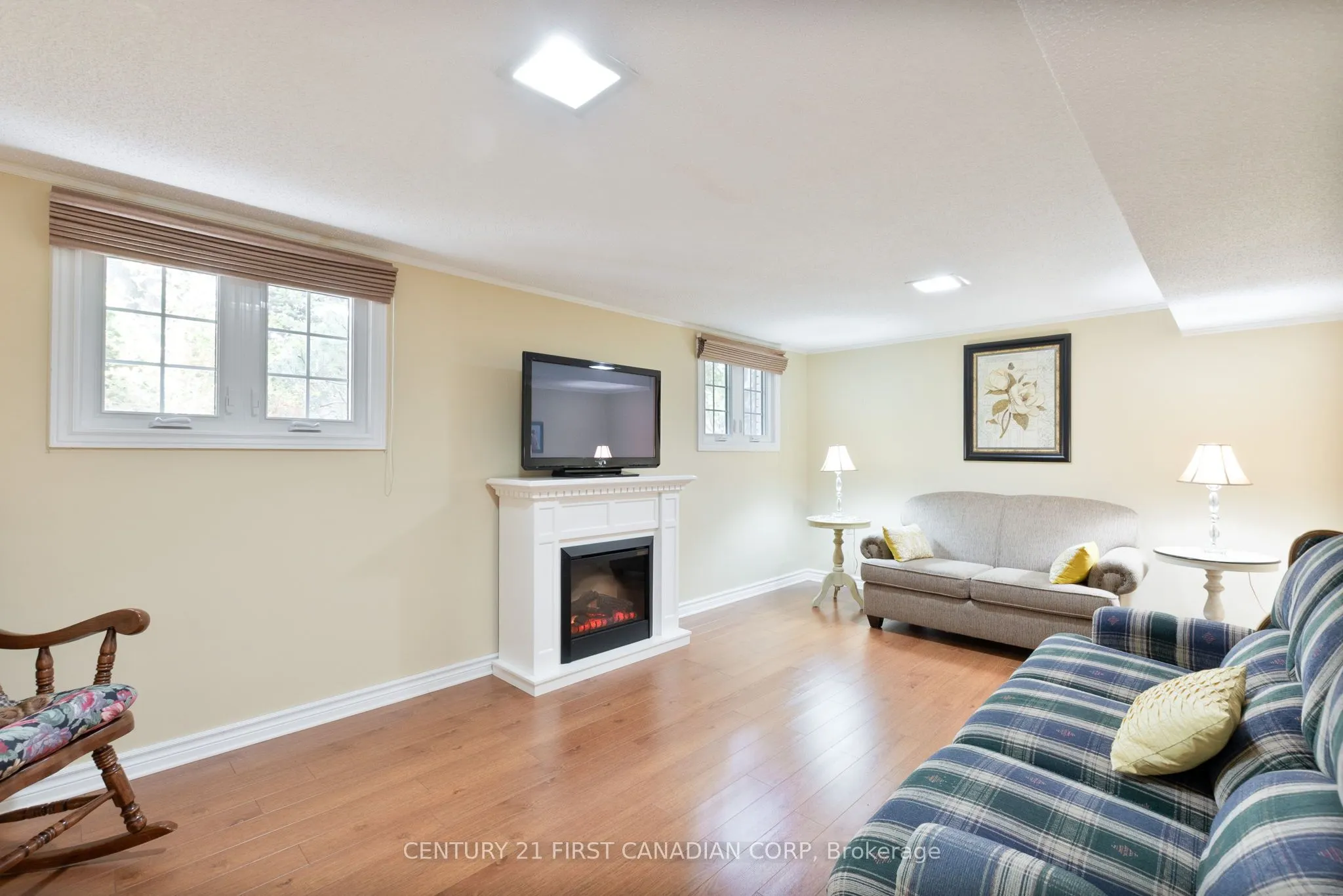 135 Downing Crescent
