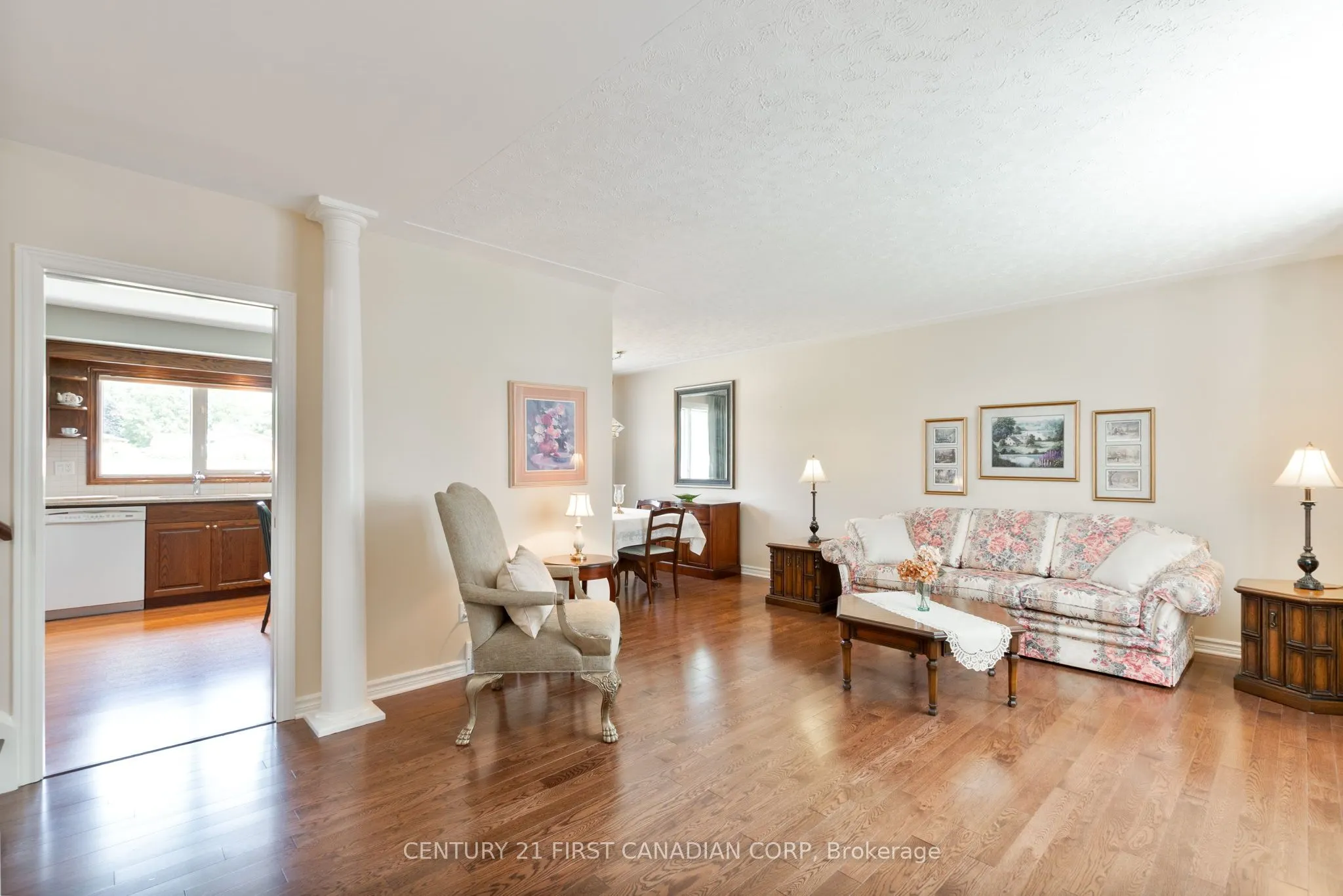 135 Downing Crescent