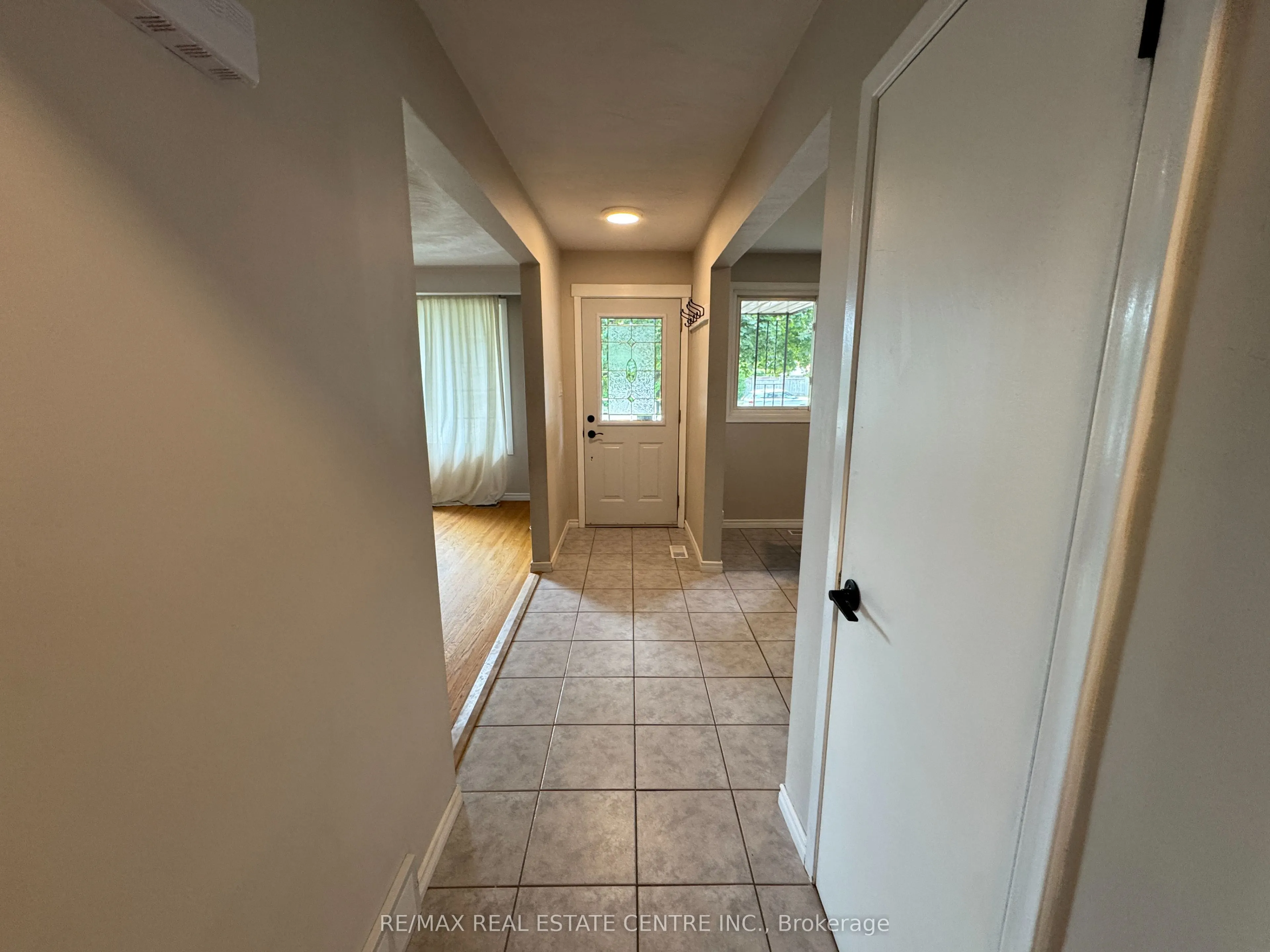 456 Speedvale Avenue E, #Main