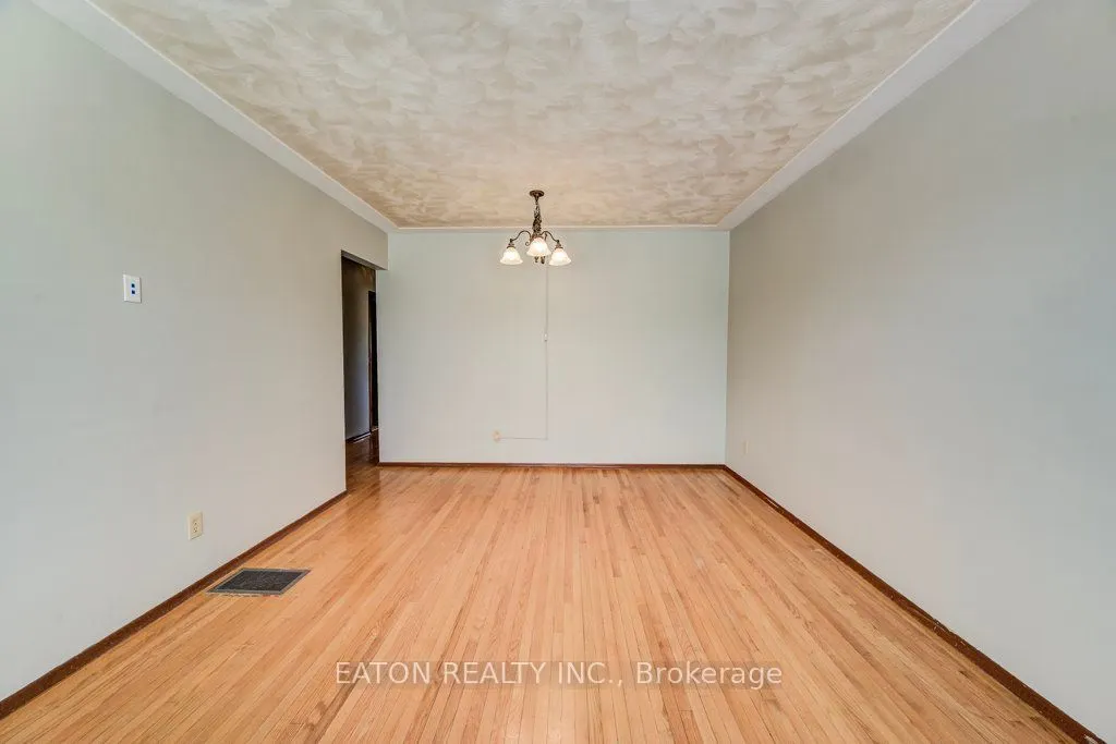 85 Winter Avenue