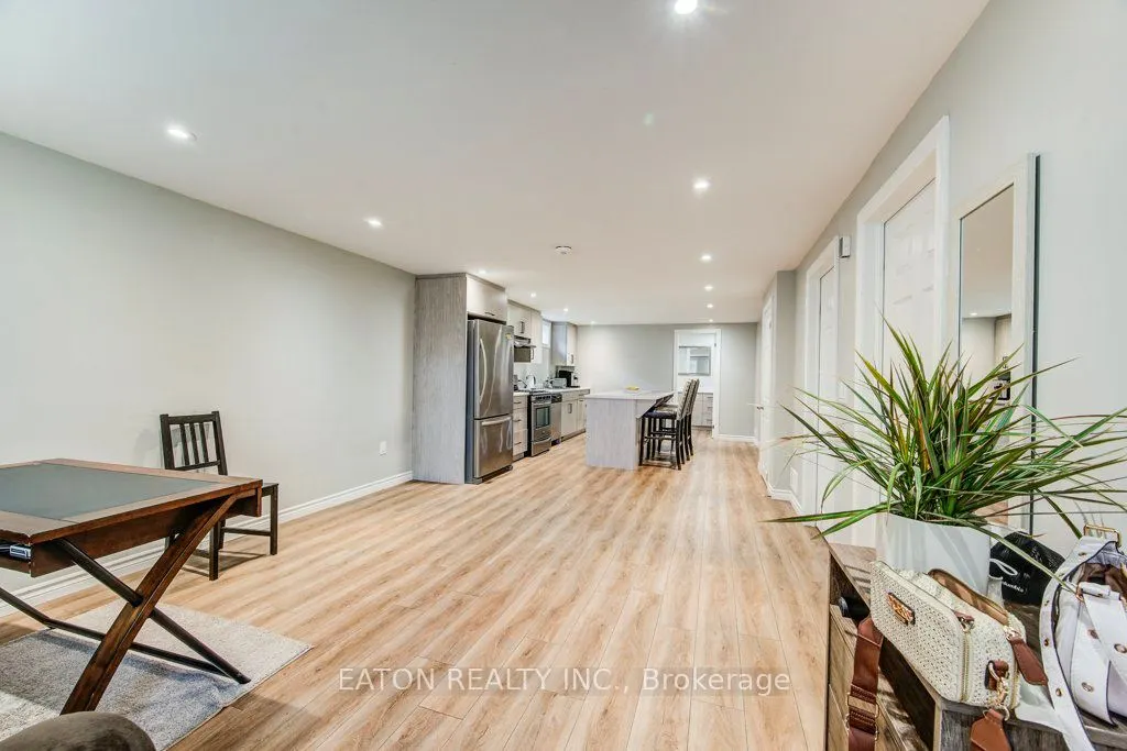 85 Winter Avenue