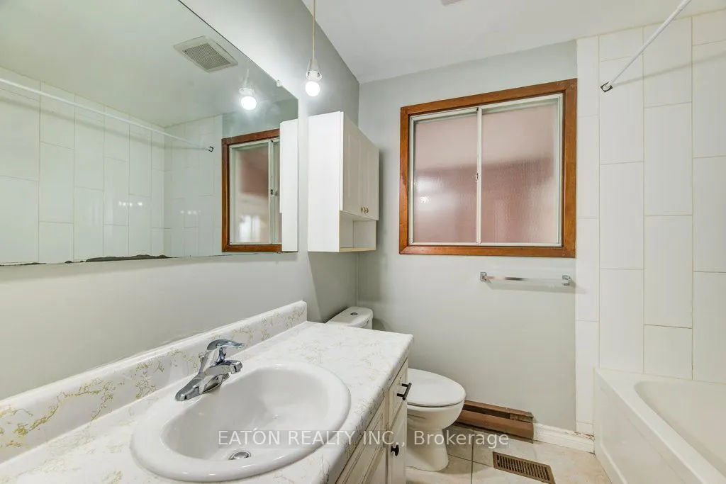 85 Winter Avenue