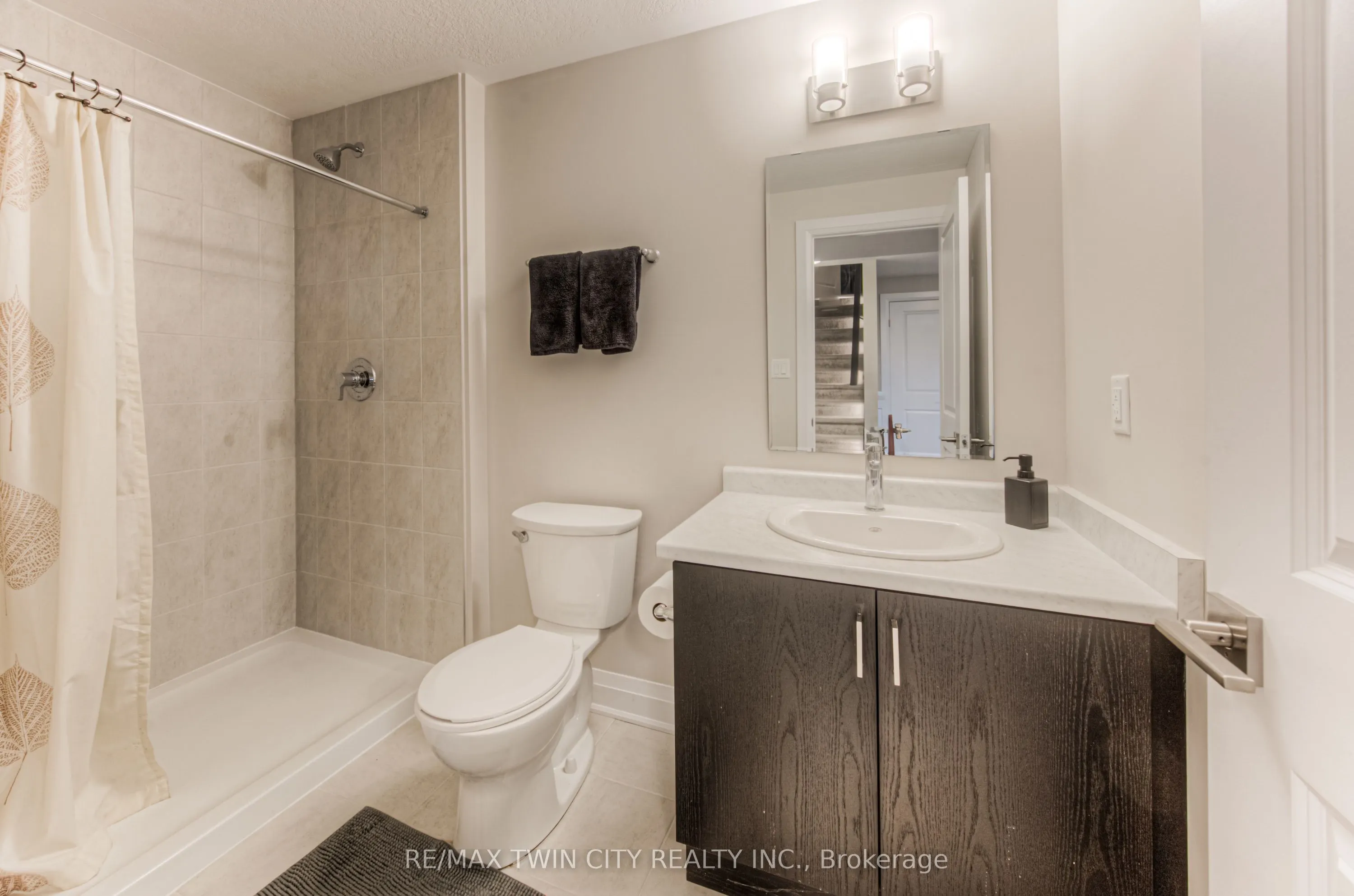 904 Thomas Pedder Court