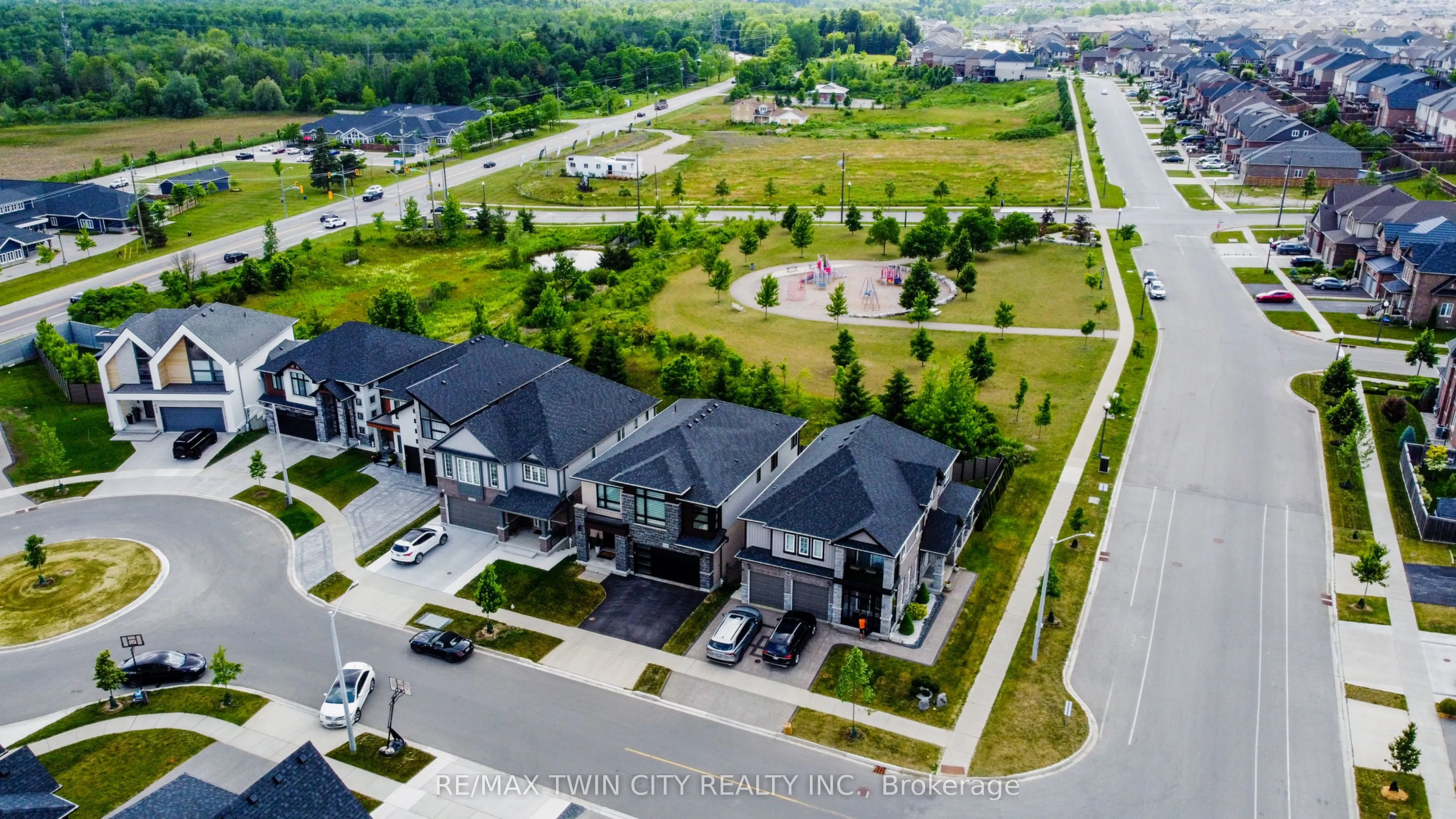904 Thomas Pedder Court