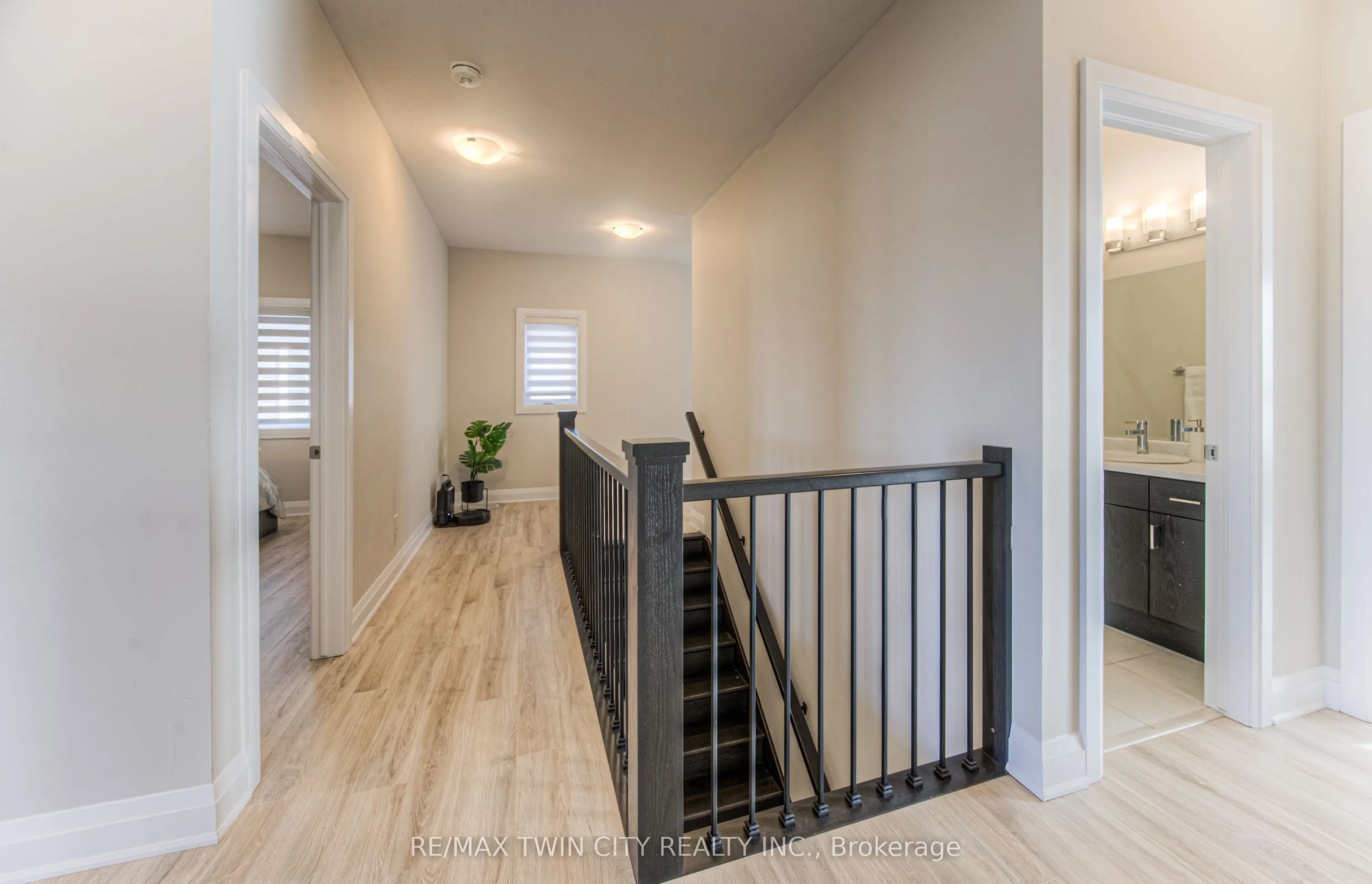 904 Thomas Pedder Court