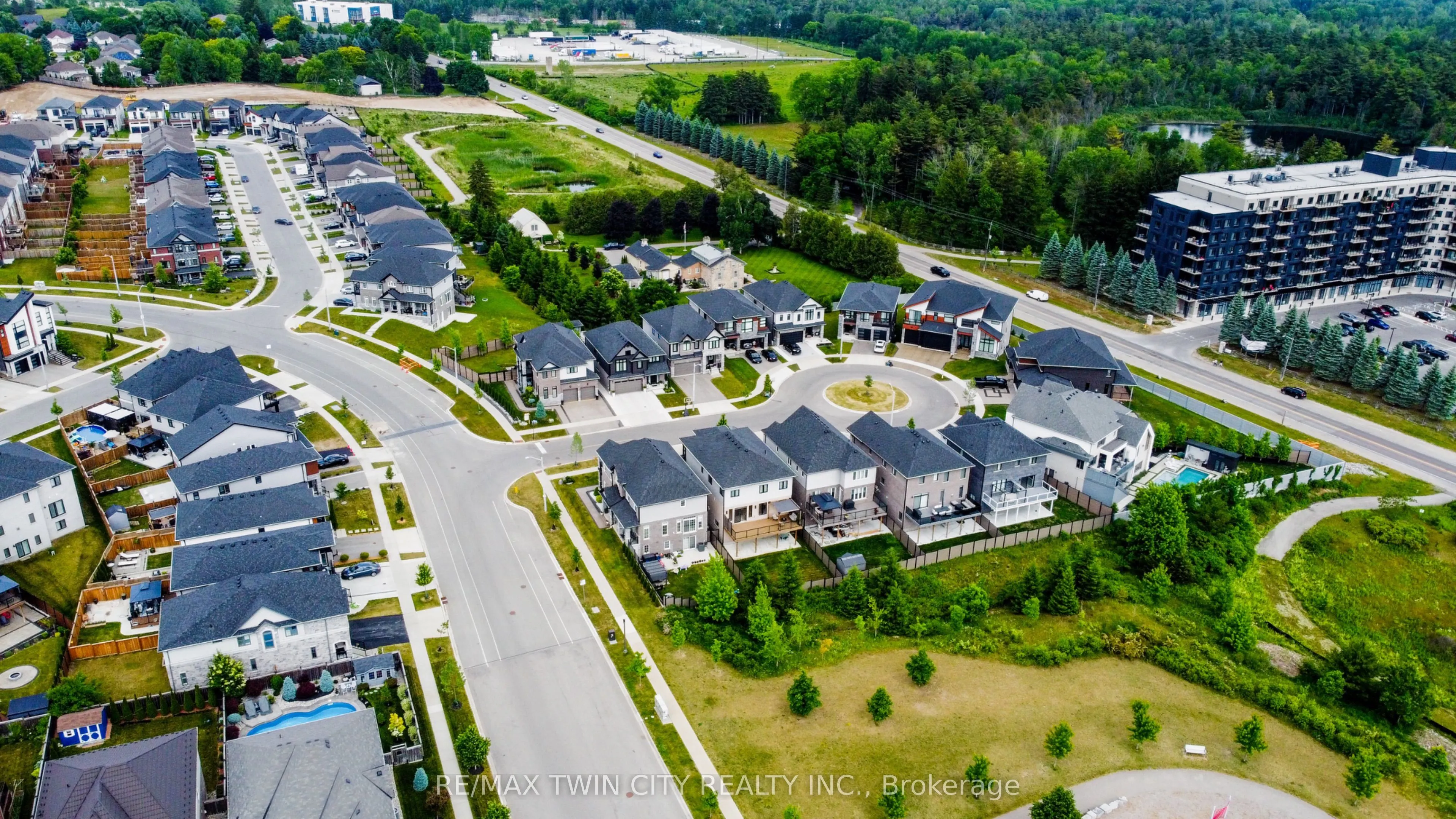 904 Thomas Pedder Court