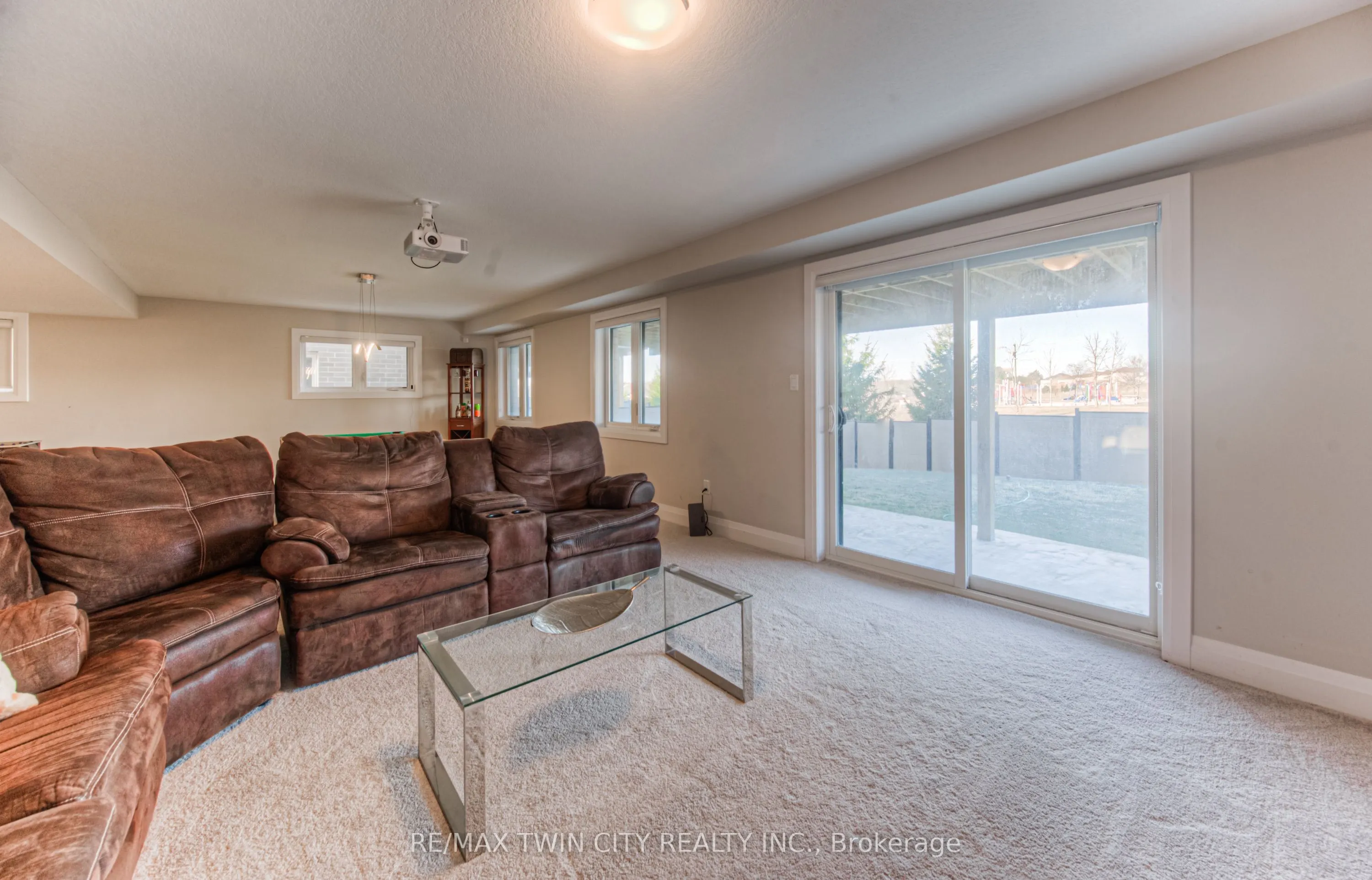904 Thomas Pedder Court