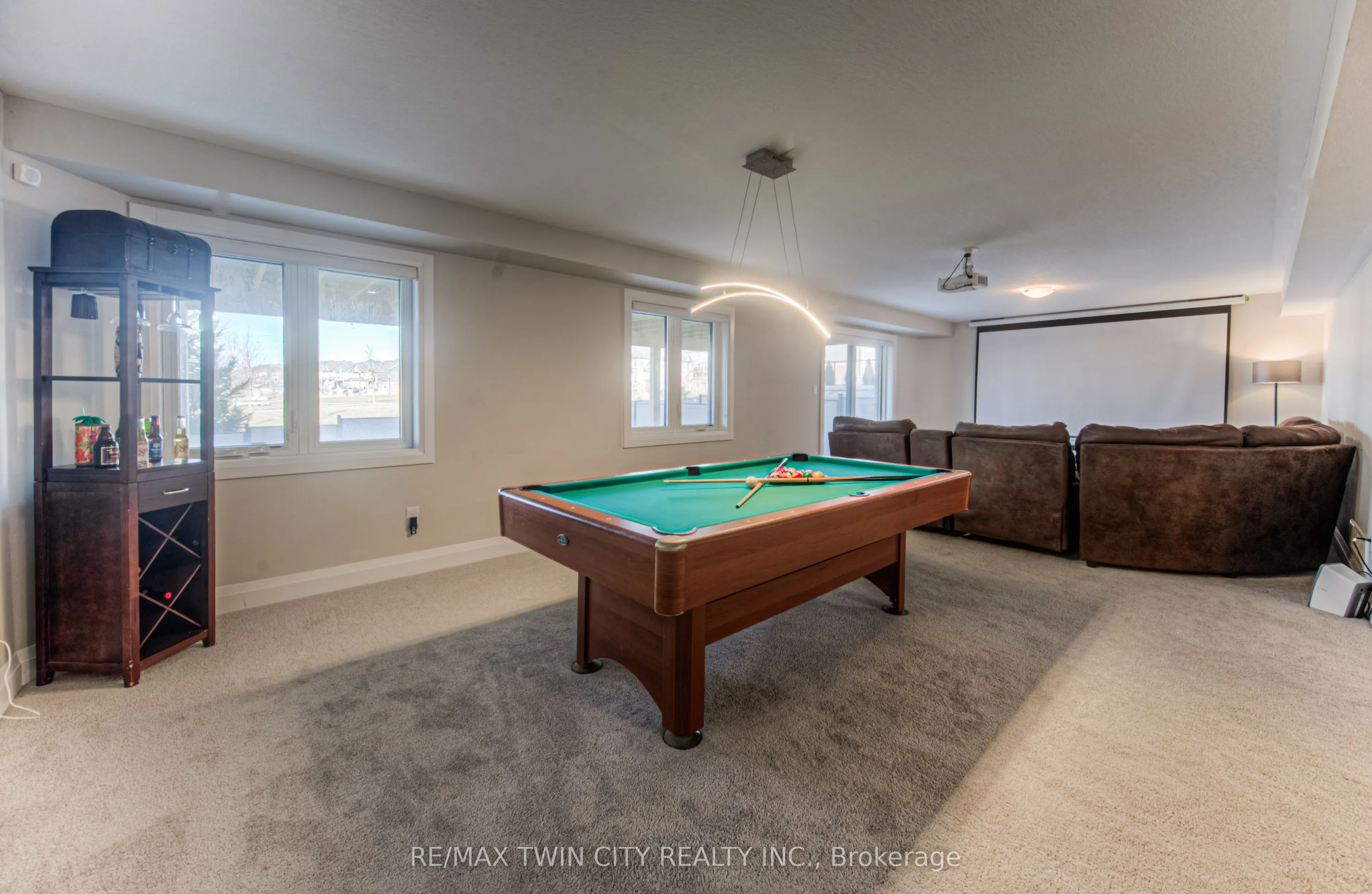 904 Thomas Pedder Court