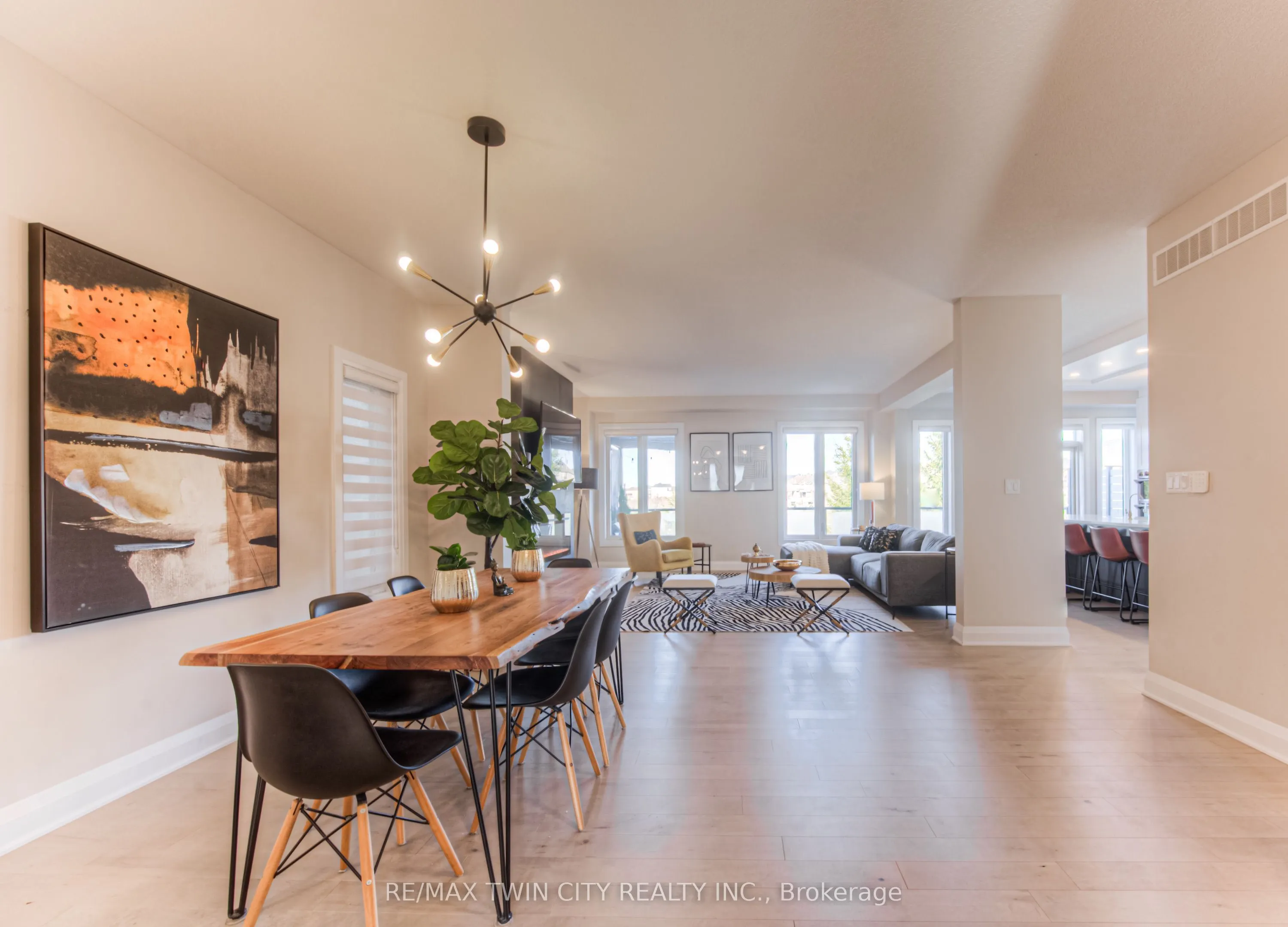 904 Thomas Pedder Court